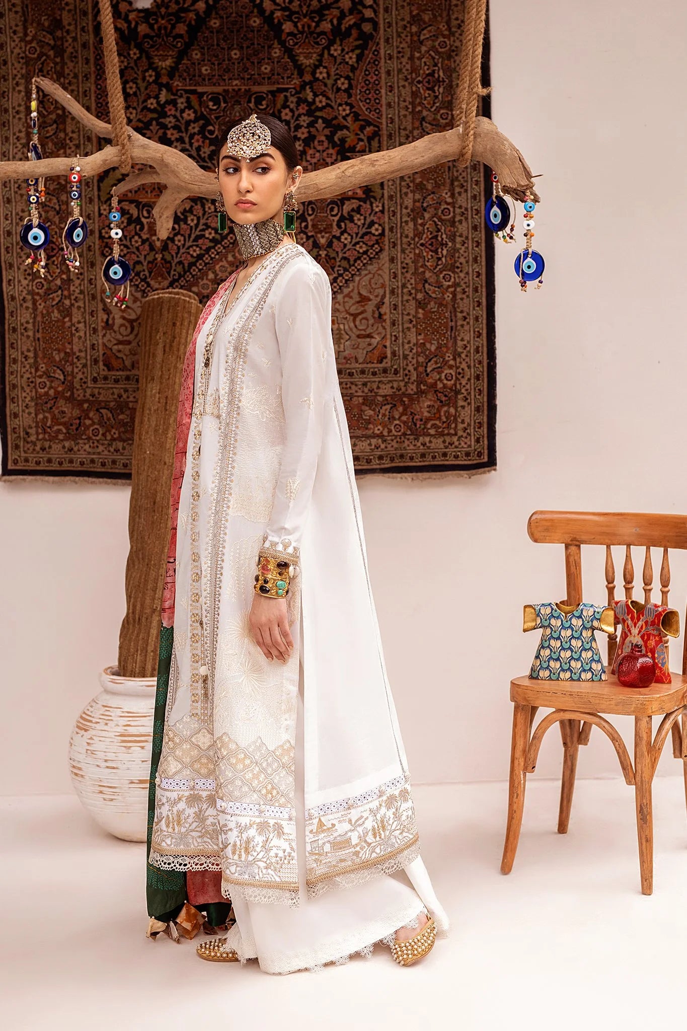 ELAN AIYLA EL 21-15 B