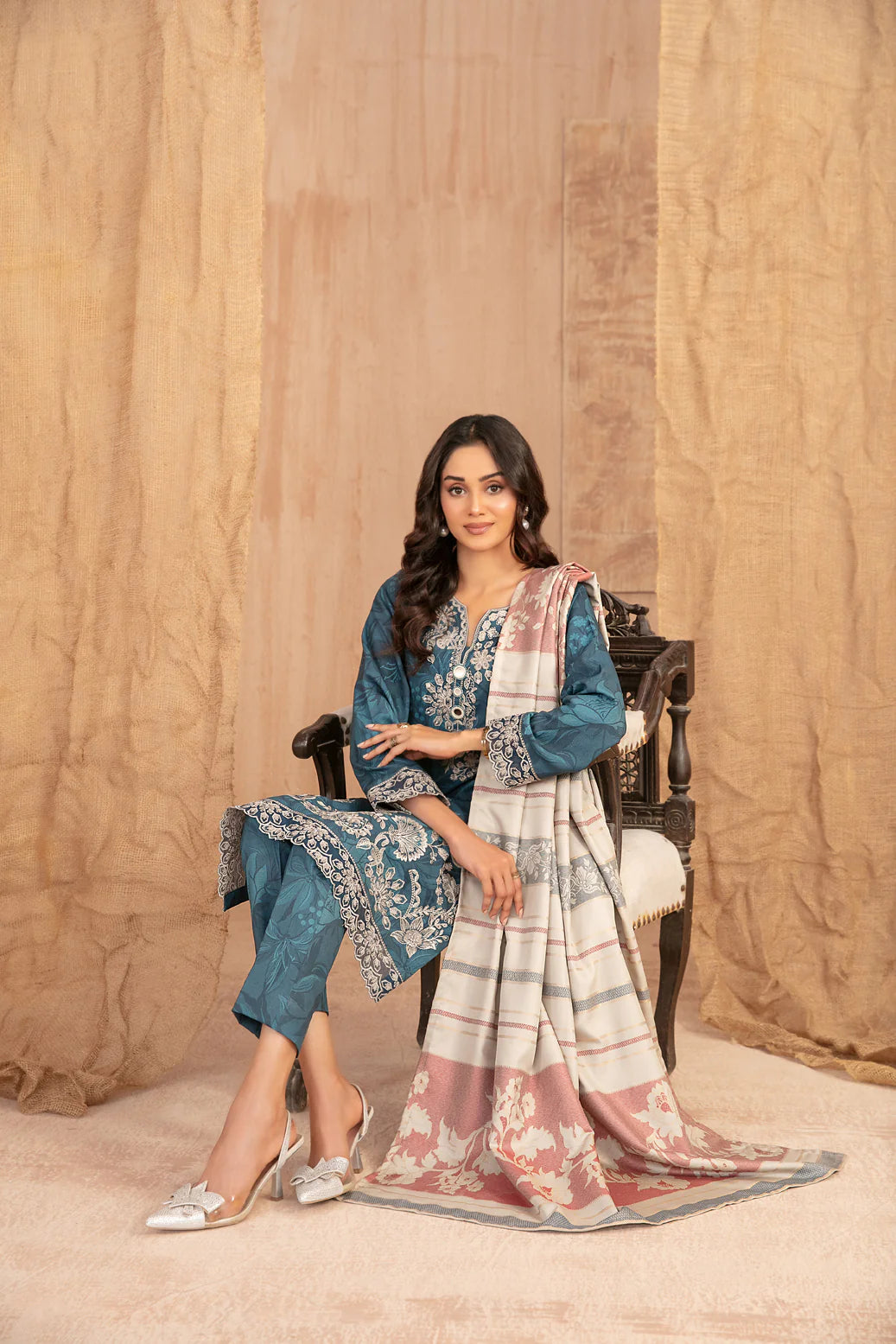 TAWAKKAL Cassa D-5402