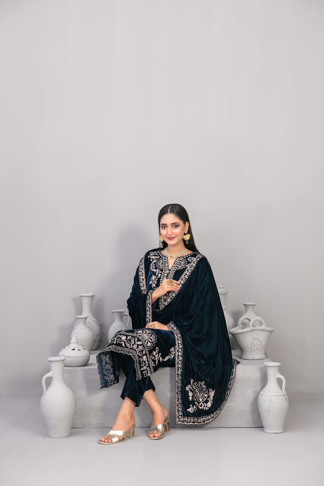 TAWAKKAL D-4922 - Velvora Velvet