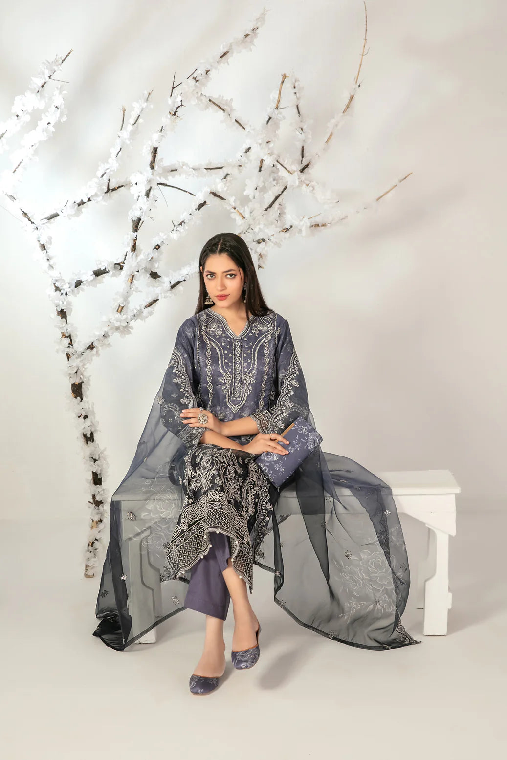 TAWAKKAL Ishq D-5136