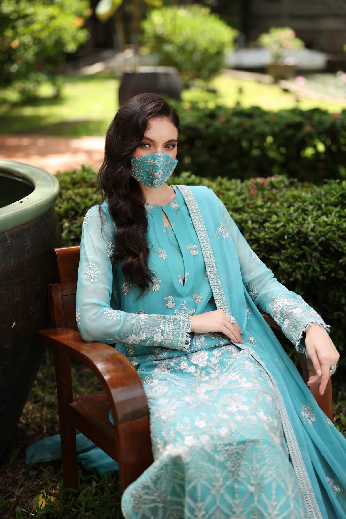FLOSSIE Naayab by Kuch Khas K - 104
