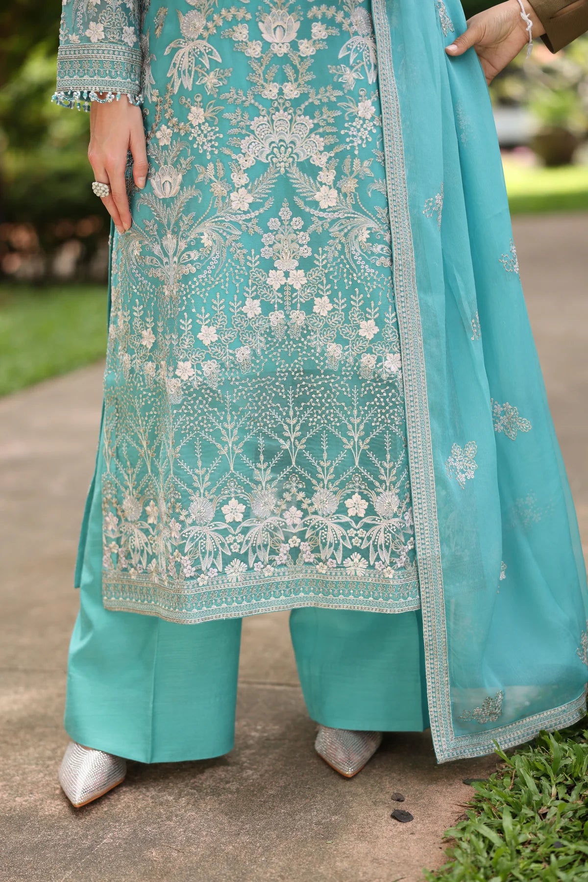 FLOSSIE Naayab by Kuch Khas K - 104