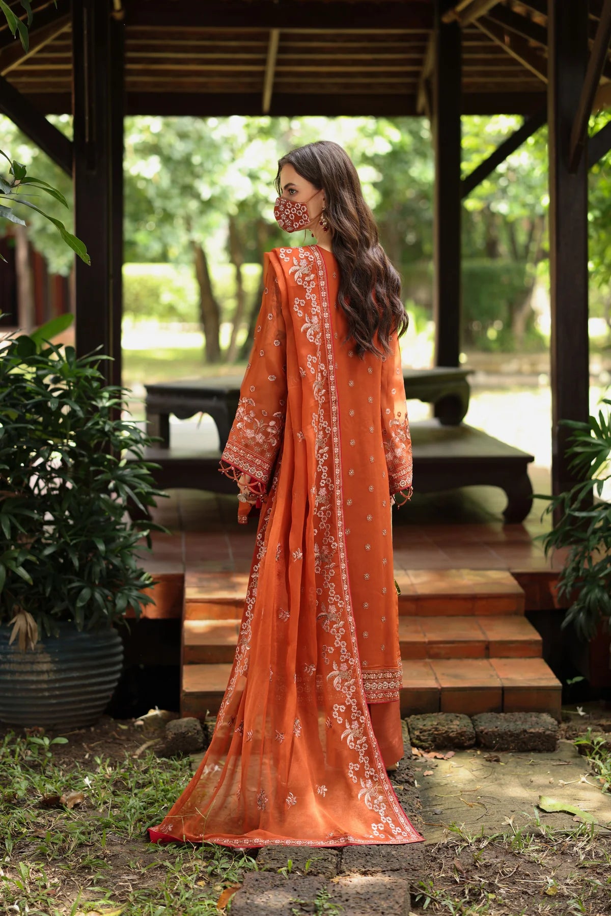 FLOSSIE Naayab by Kuch Khas K - 109