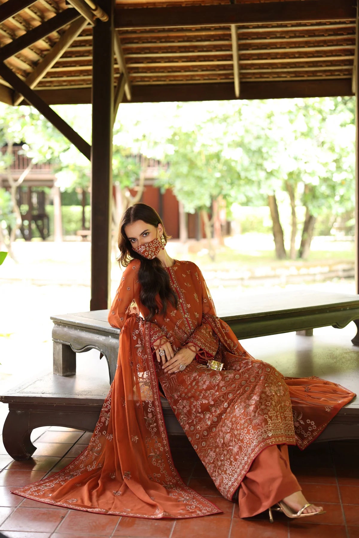 FLOSSIE Naayab by Kuch Khas K - 109