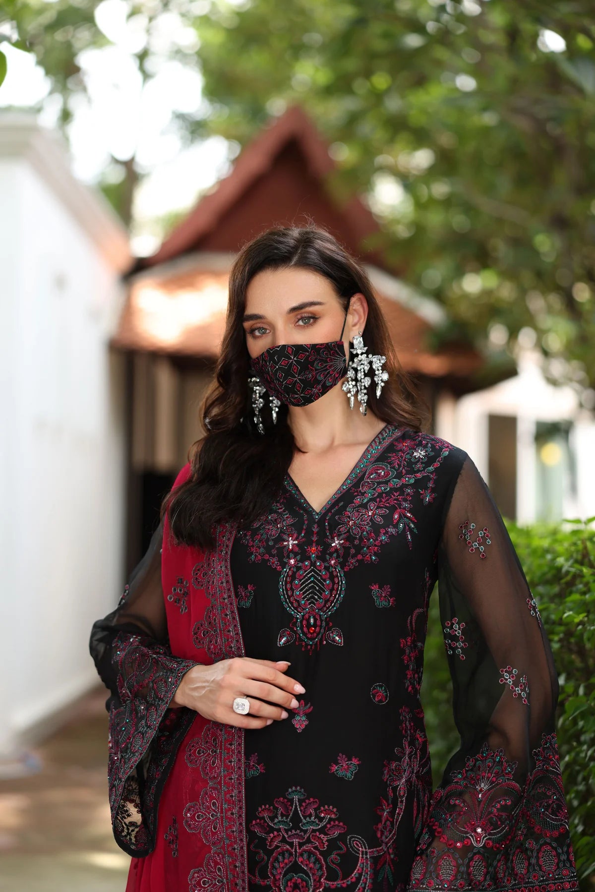 FLOSSIE Naayab by Kuch Khas K - 110