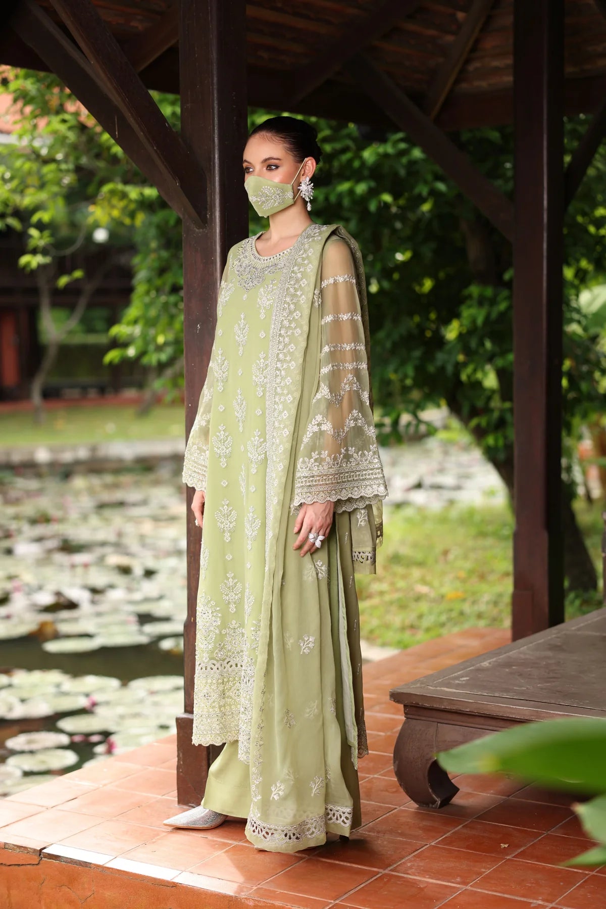 FLOSSIE Naayab by Kuch Khas K - 107