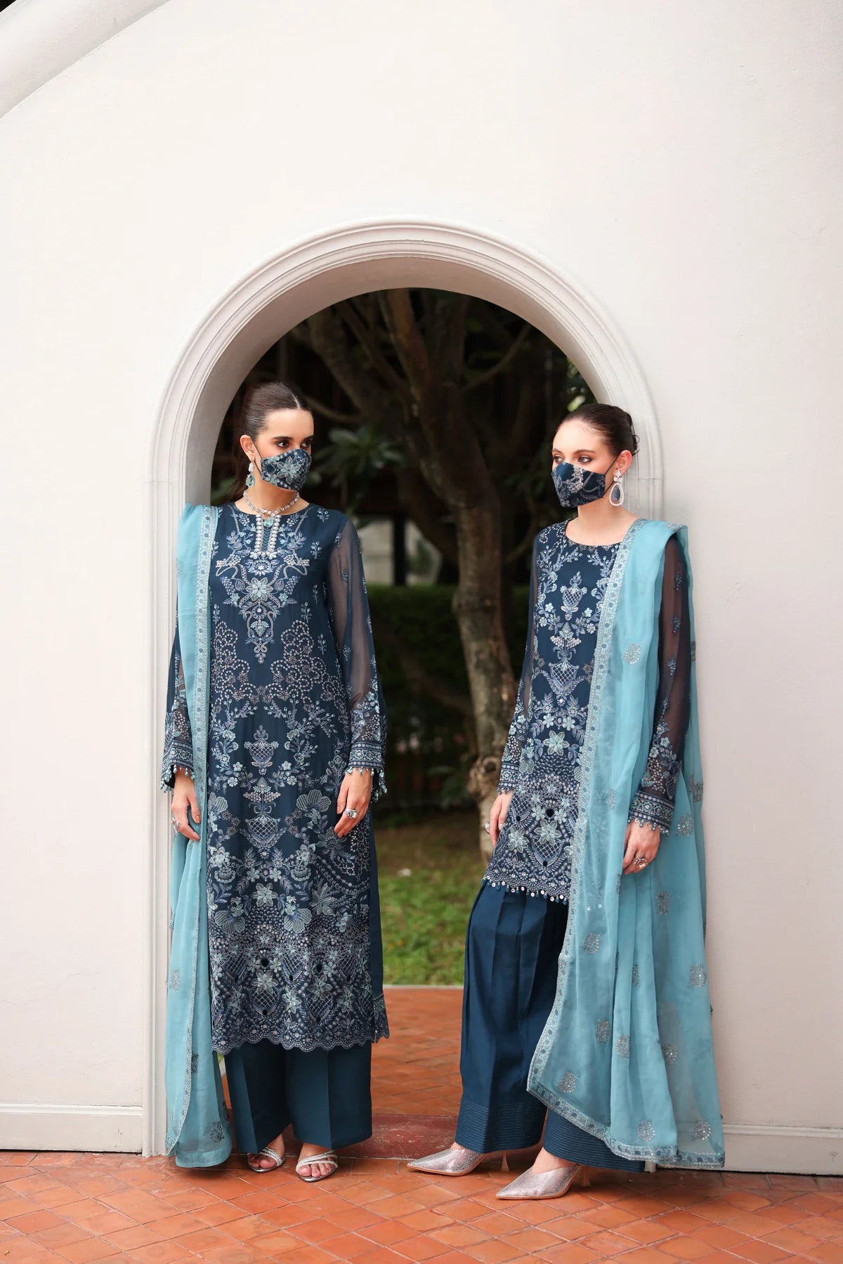 FLOSSIE Naayab by Kuch Khas K - 108