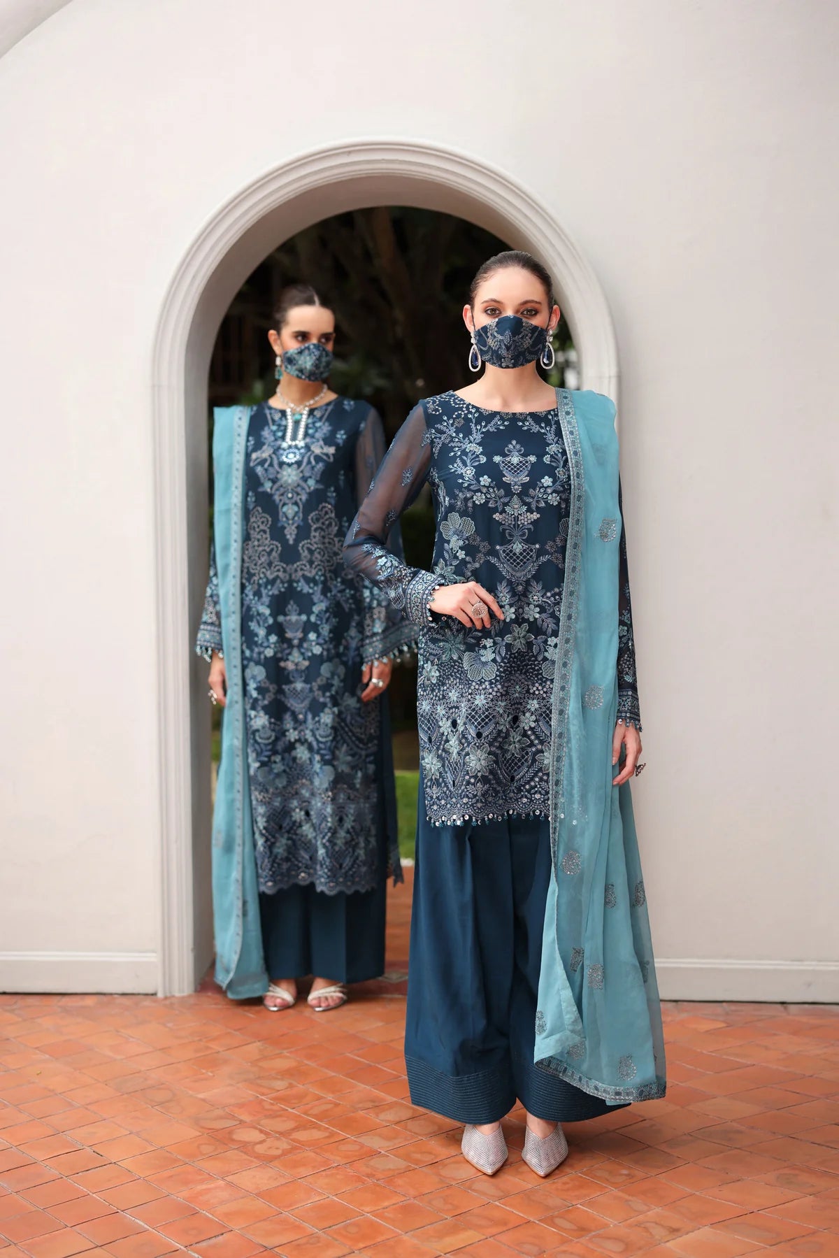 FLOSSIE Naayab by Kuch Khas K - 108