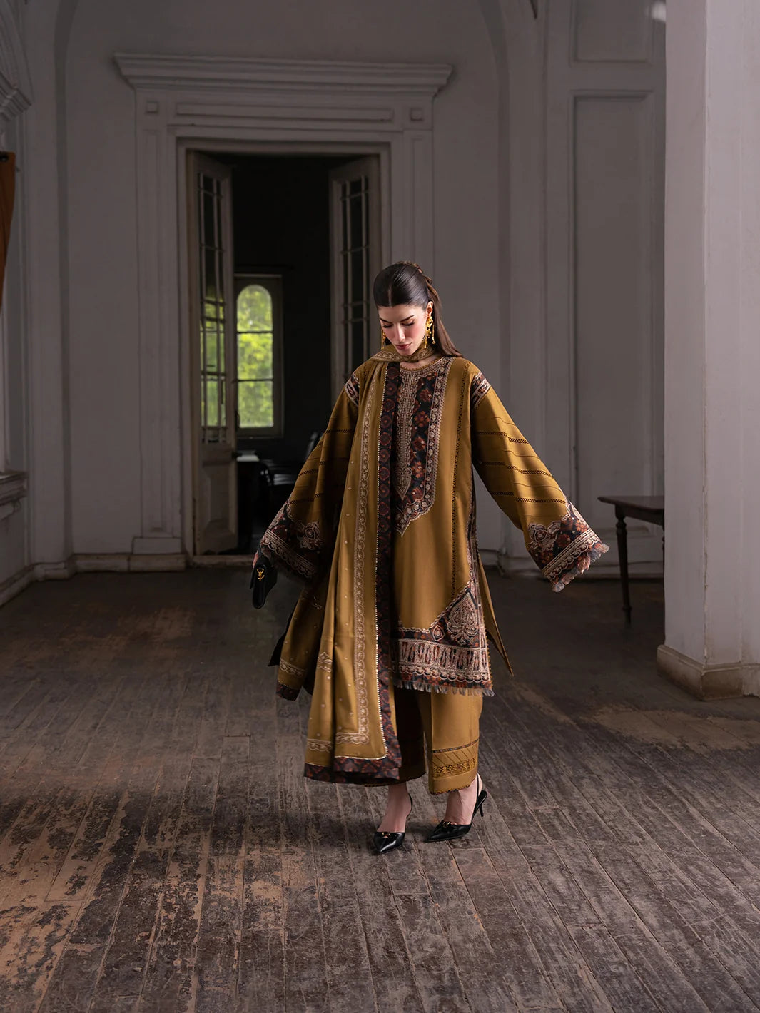BIN ILYAS Dulzura Luxury Winter '26 1027 B