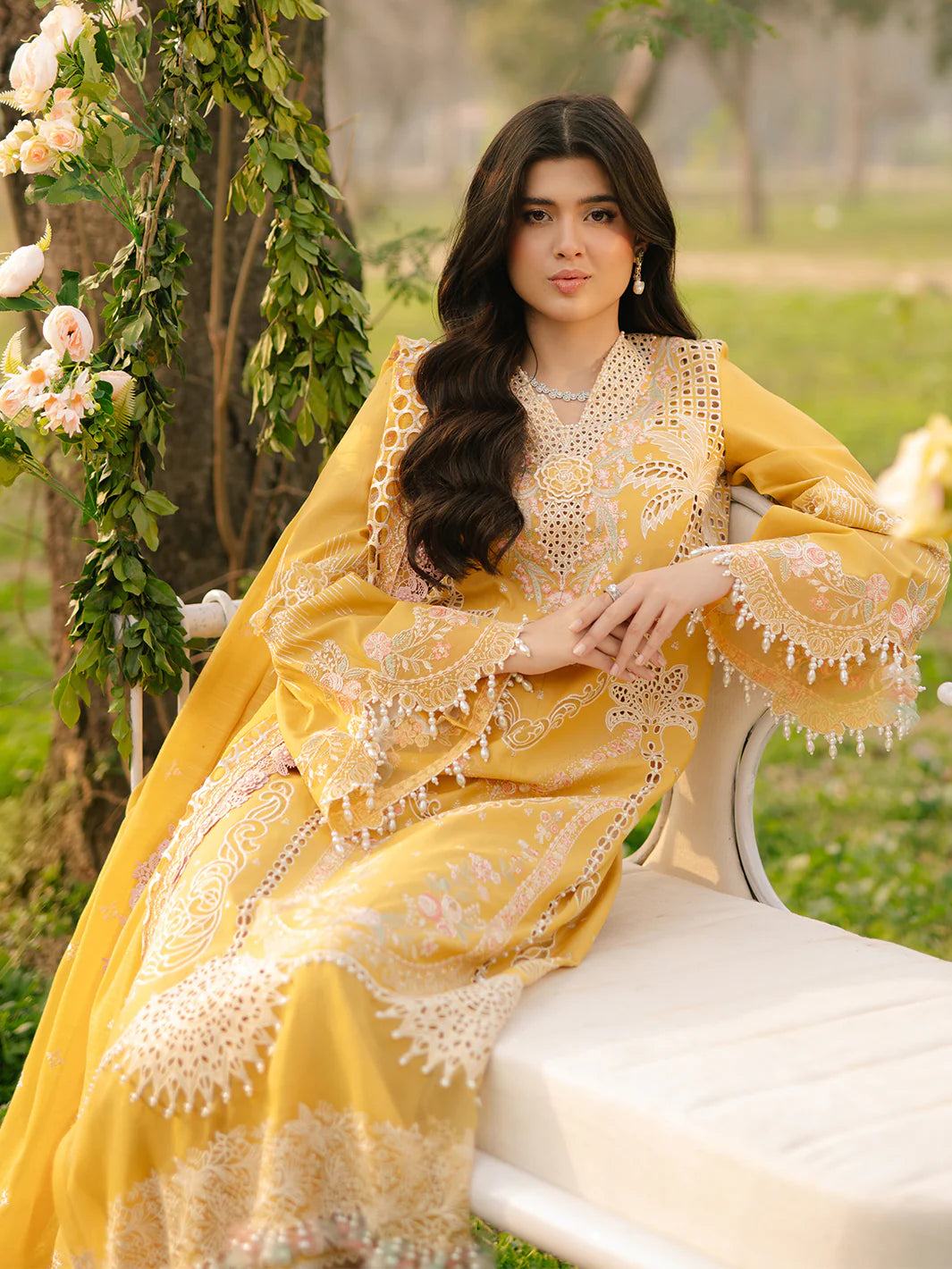 BIN ILYAS Luxury Lawn - 104 A