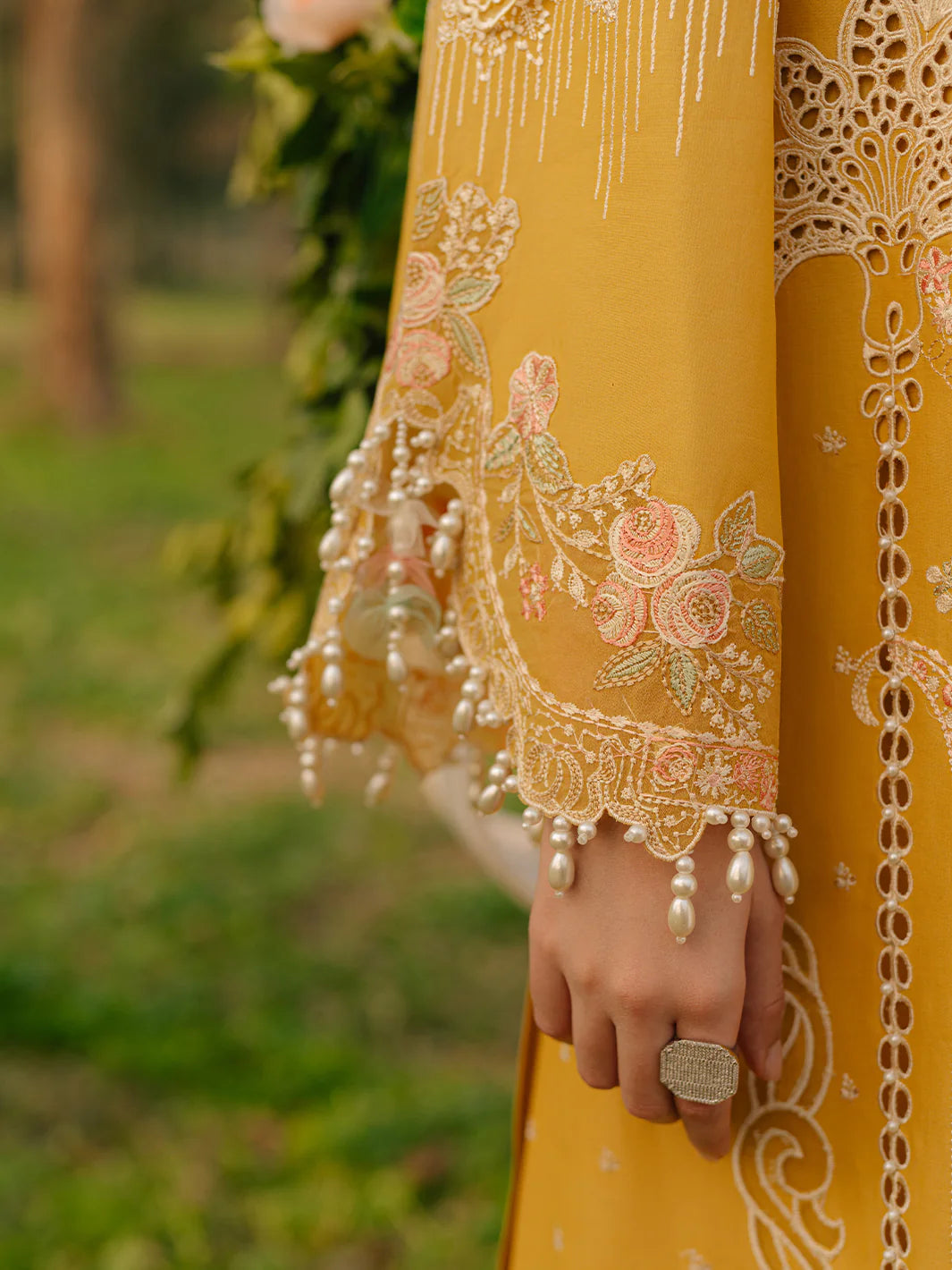 BIN ILYAS Luxury Lawn - 104 A
