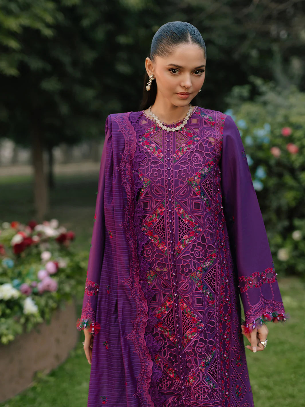 BIN ILYAS Luxury Lawn - 105 B