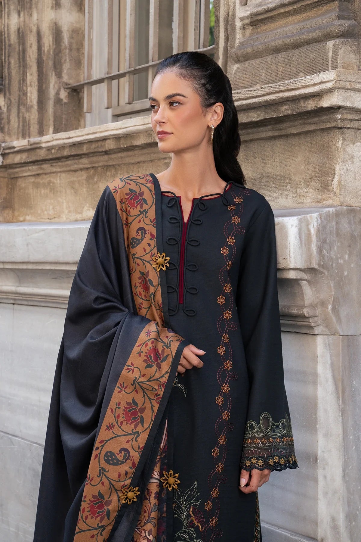 RANG RASIYA Meet Me In Istanbul Winter Collection 26 VELORA