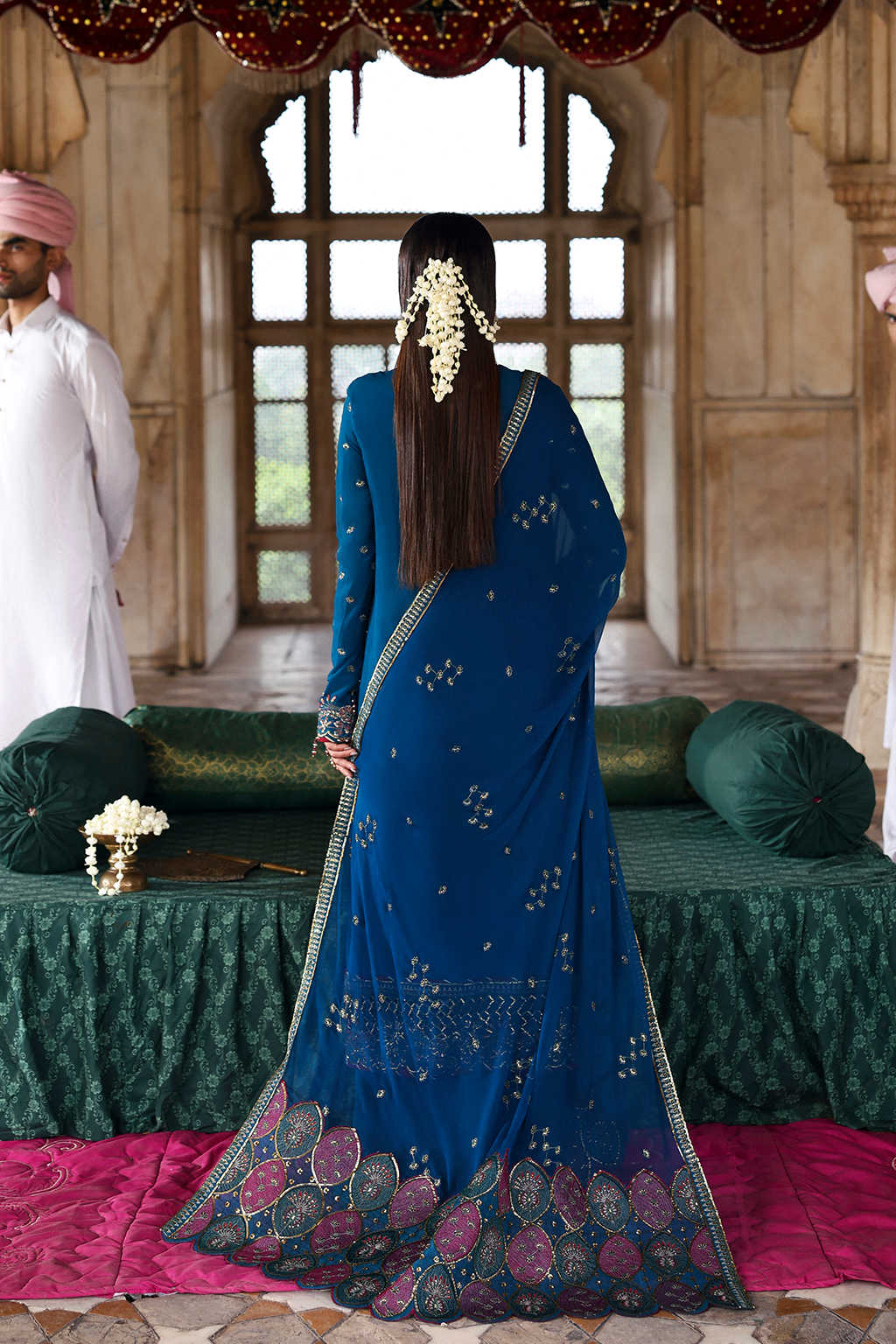 EMAAN ADEEL Romansiyyah Luxury Formal - ZARQ - 02
