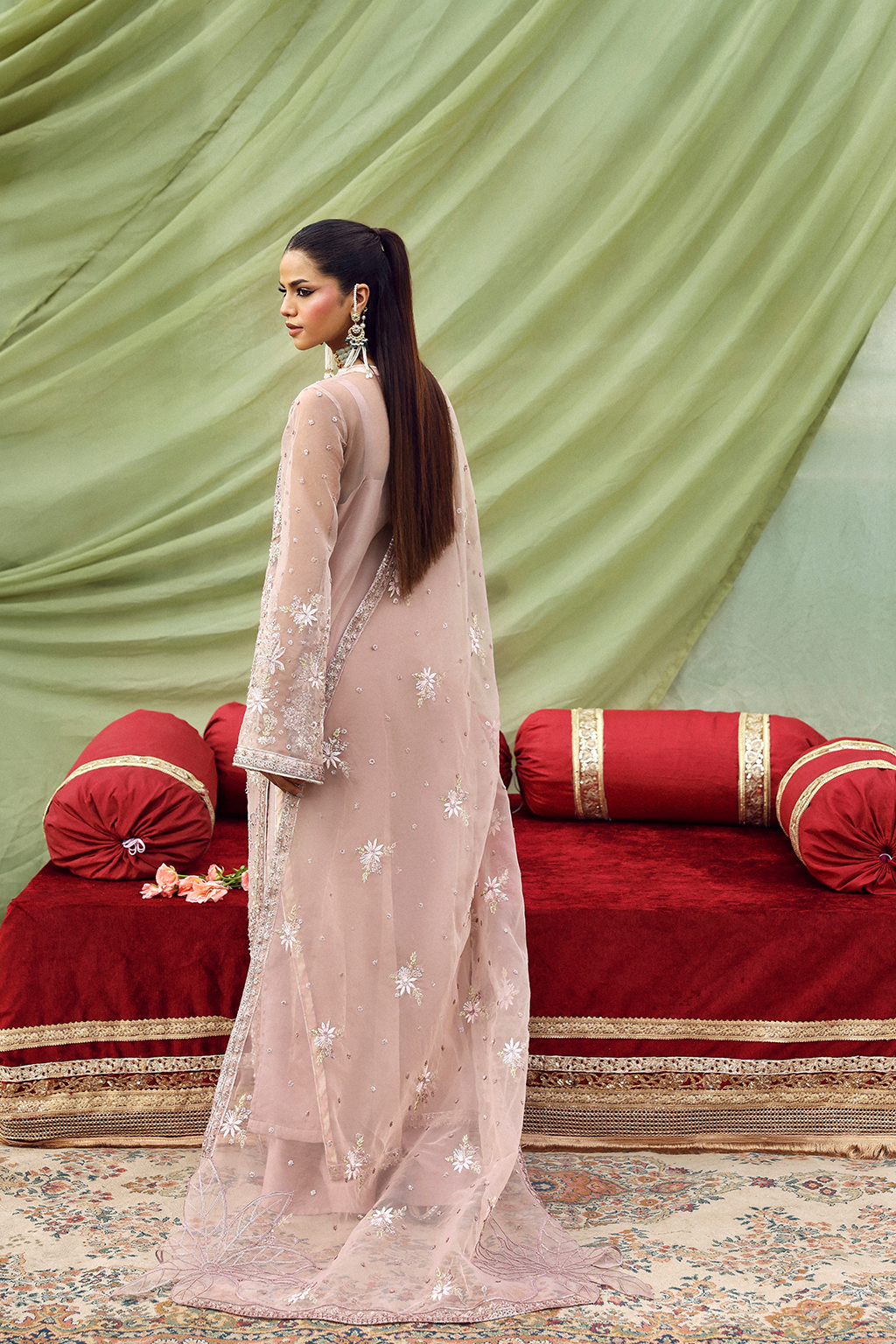 EMAAN ADEEL Romansiyyah Luxury Formal - GULRUKH - 04