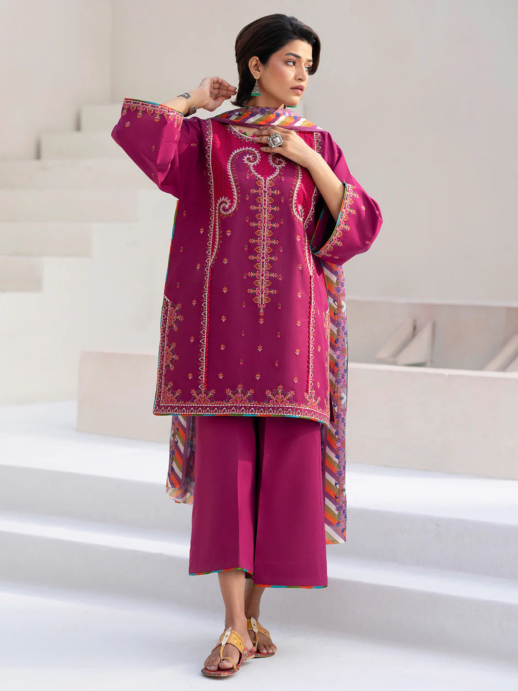 BIN ILYAS Aaina - 82 A