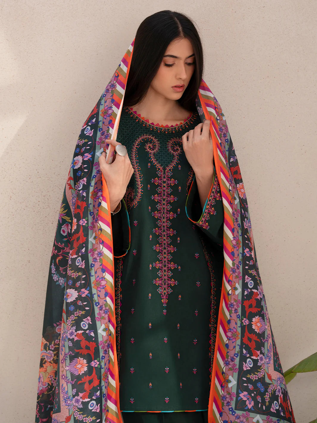 BIN ILYAS Aaina - 82 B