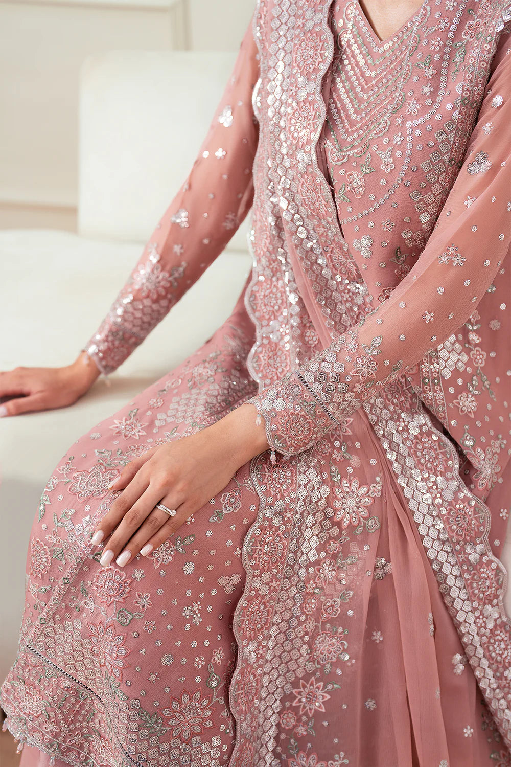 FARASHA Mauve Light - 05