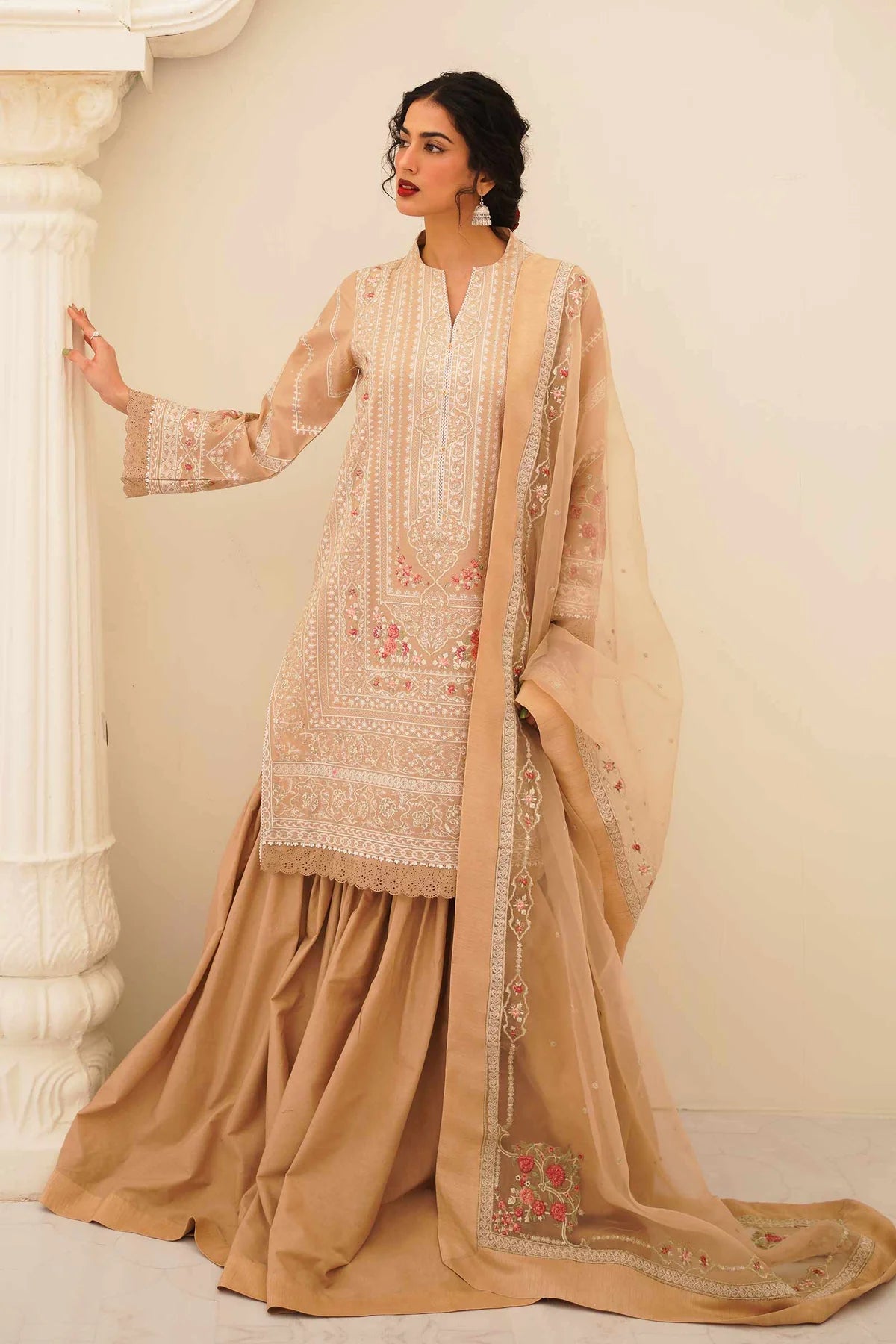 Zara Shahjahan D23-6B