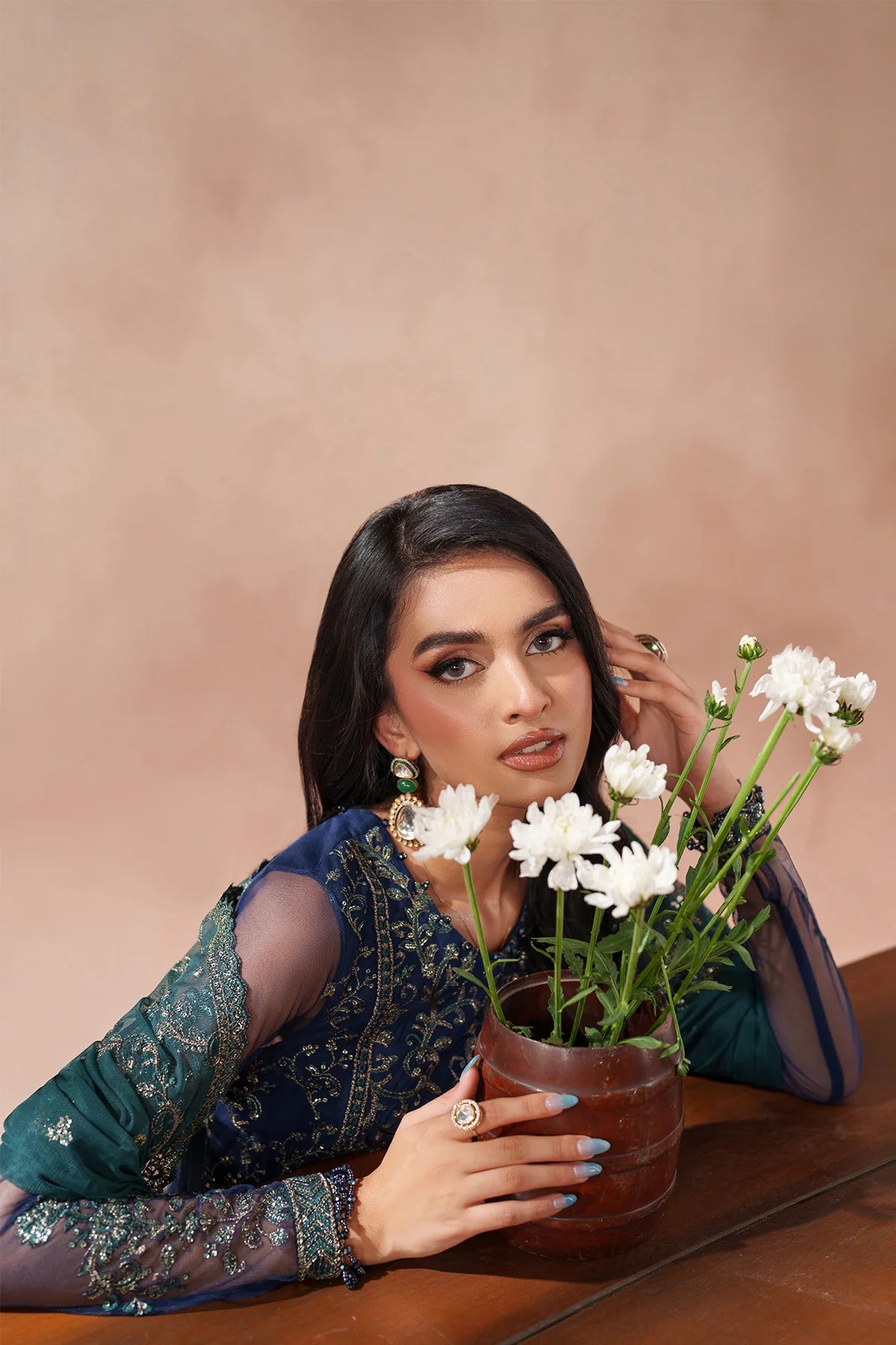 ZARIF Mahrosh UNST-MUF-03 BATEEL