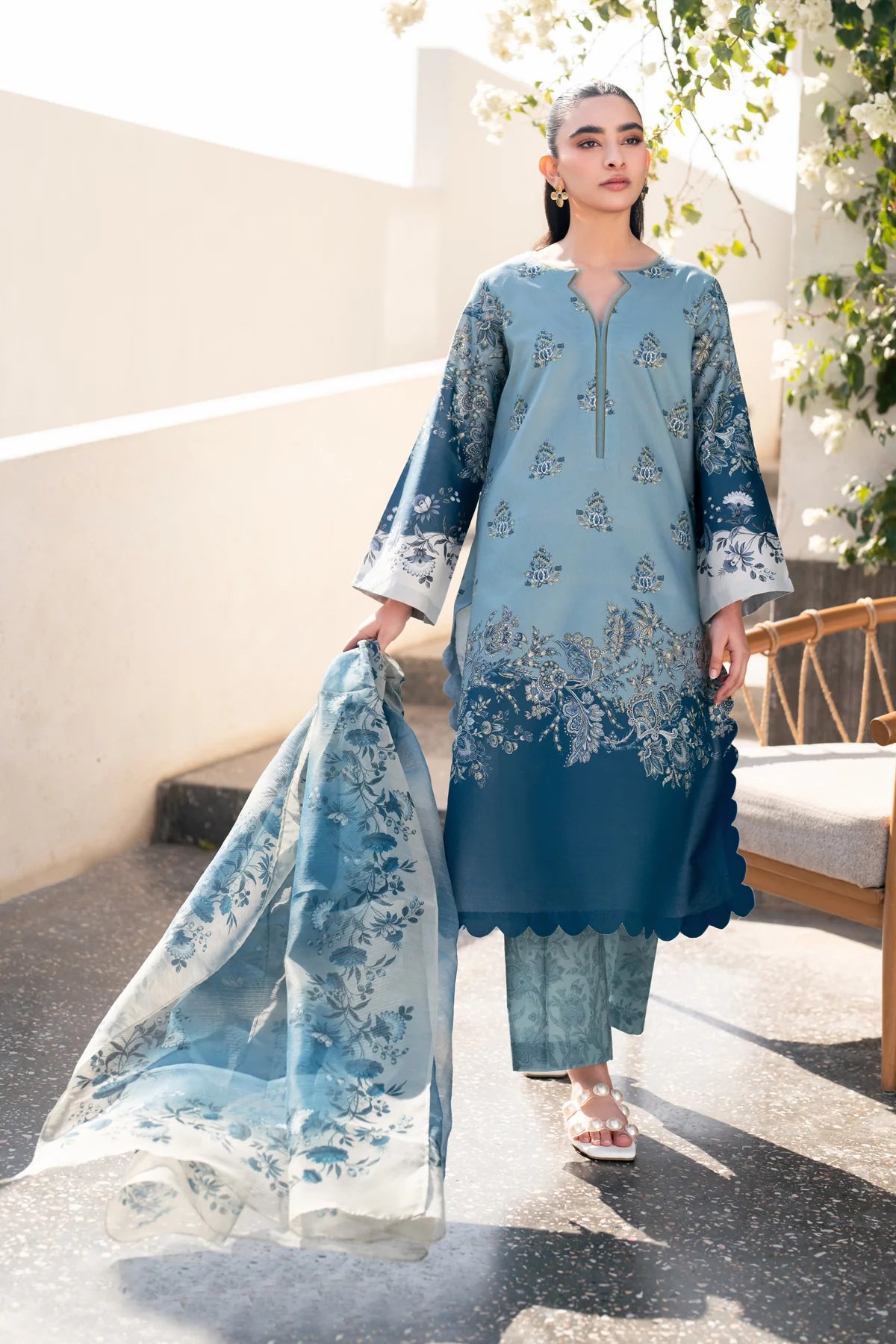 XENIA NEHAR - 06