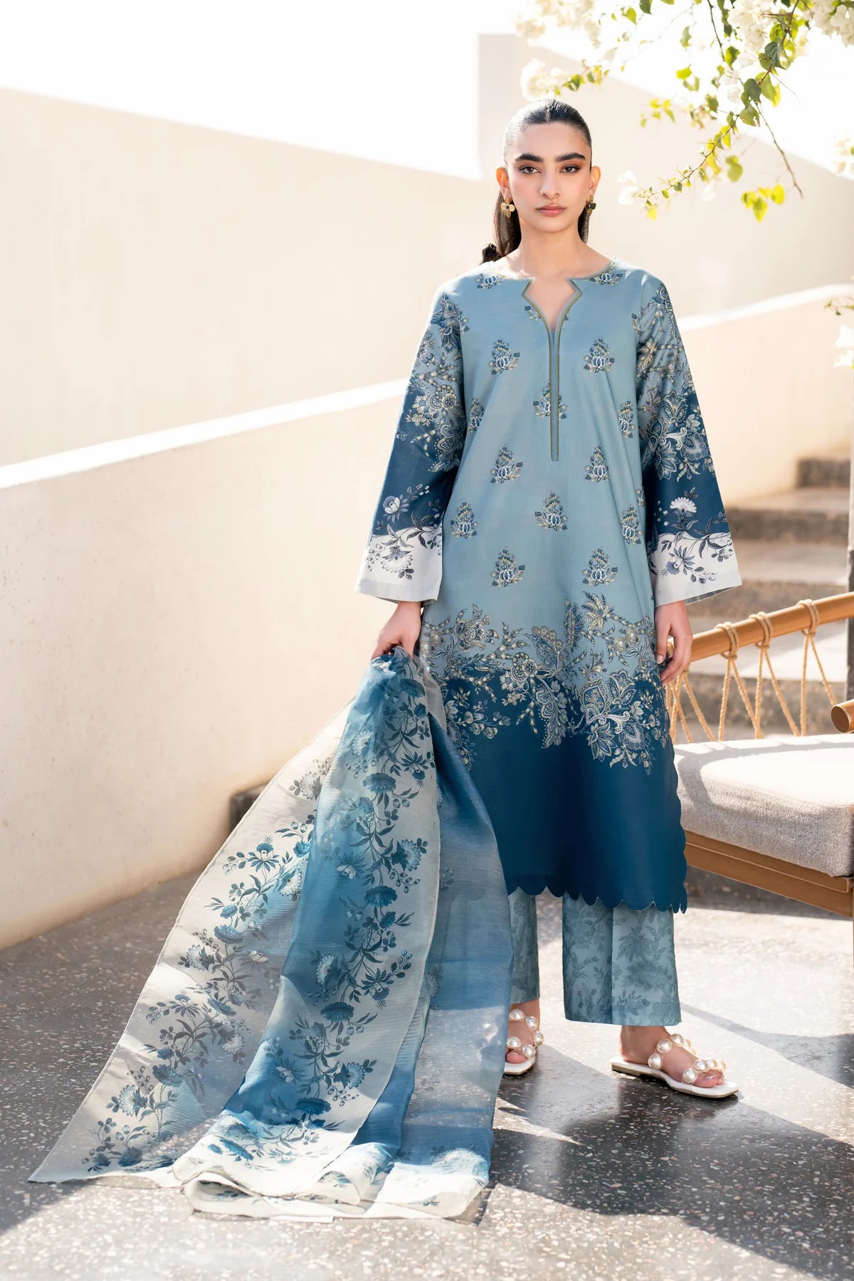 XENIA NEHAR - 06