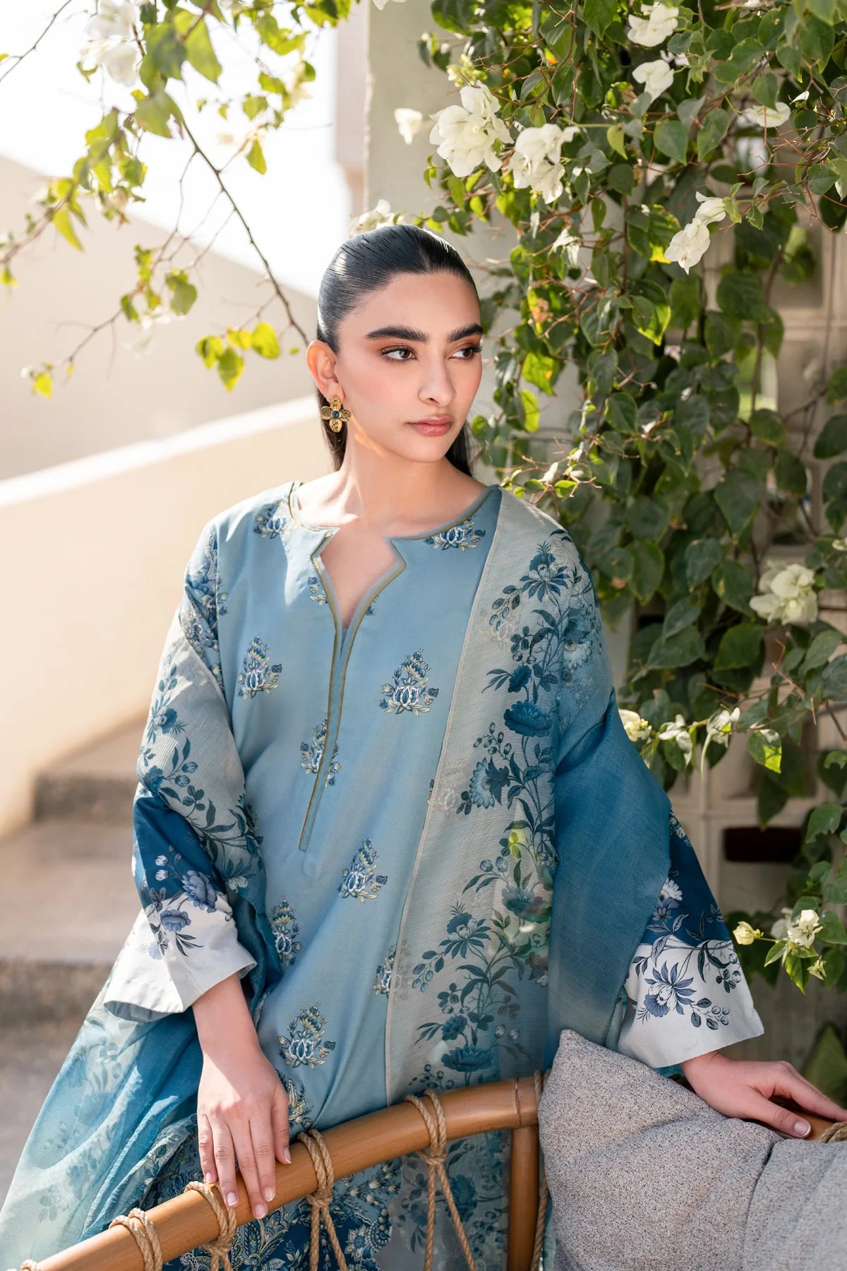 XENIA NEHAR - 06