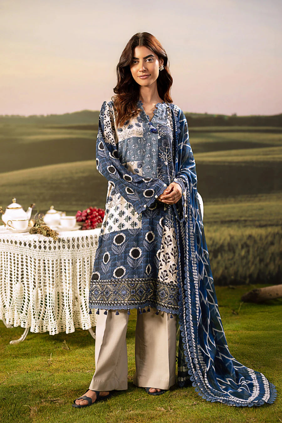 M. Basic by MARIA. B. 3 Pc Unstitched Embroidered Arabic Lawn Suit | MB-PFUS25-02A