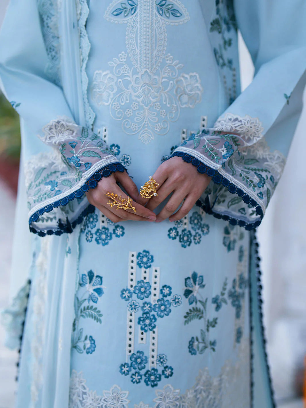 MAHNUR Gul Luxury Lawn '26 G-006