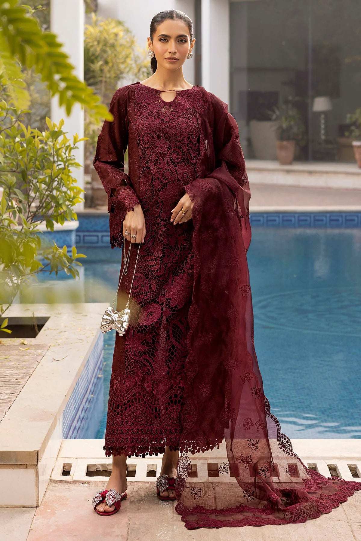 MOTIFZ PREMIUM LAWN 5313-SABINE EMBROIDERED LAWN UNSTITCHED