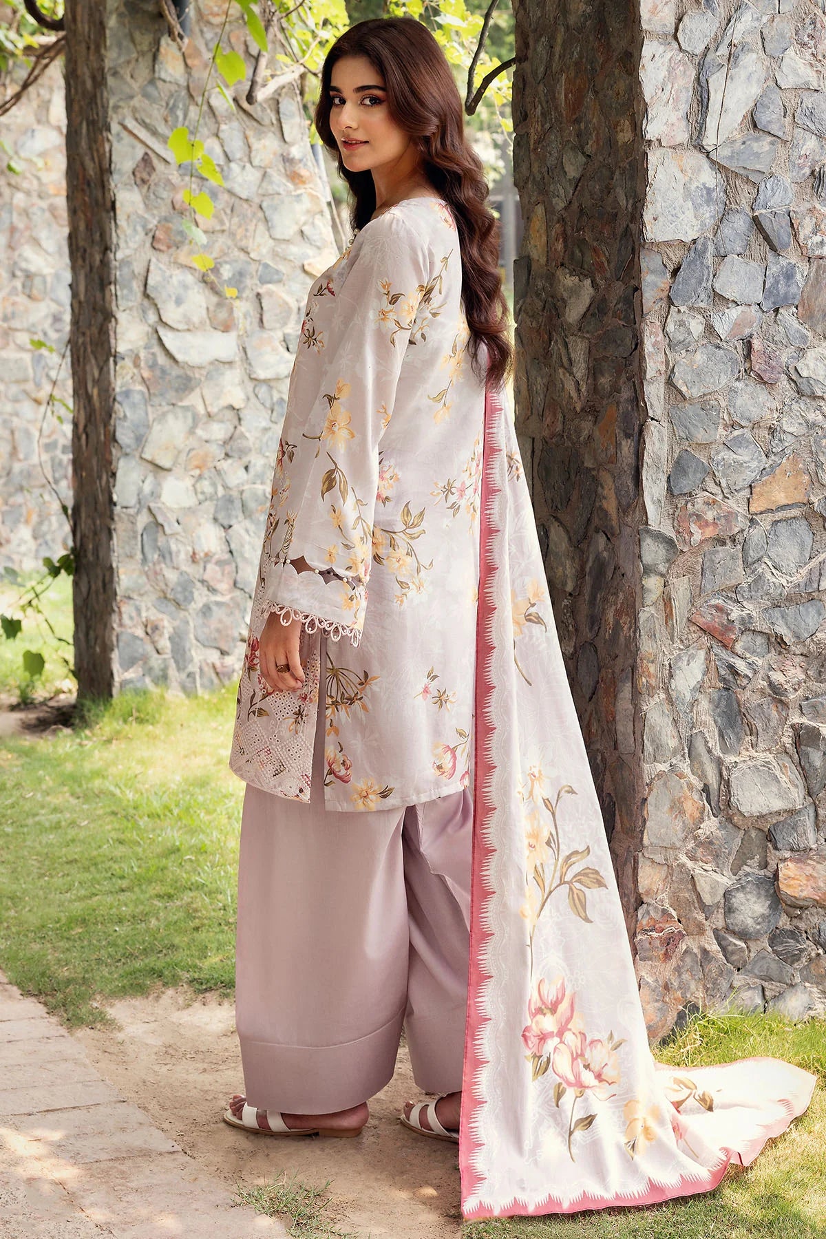 MOTIFZ Umang 5569-VOILET DIGITAL PRINTED LAWN UNSTITCHED