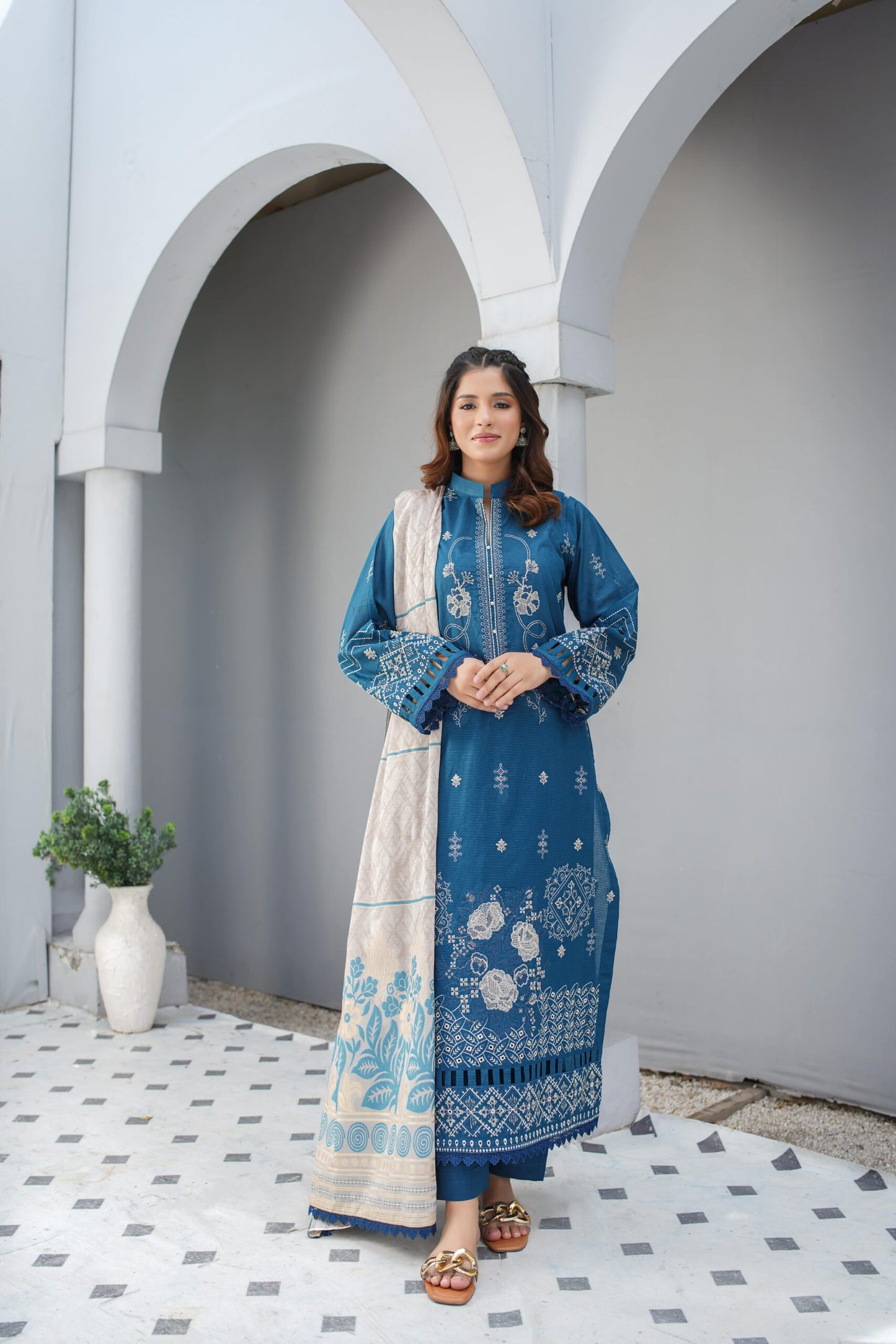 Manizay Meray Naina M-03
