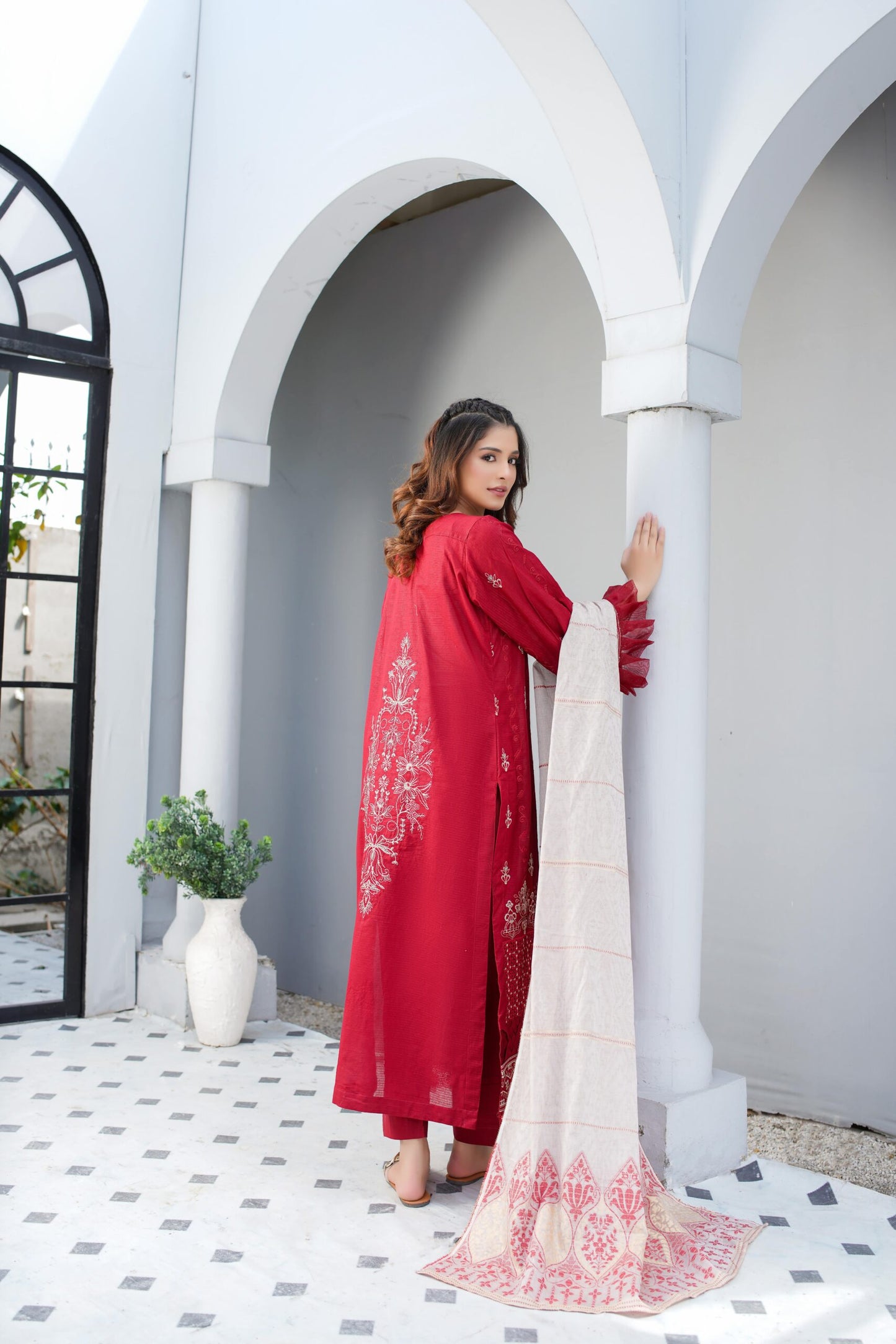 Manizay Meray Naina M-05