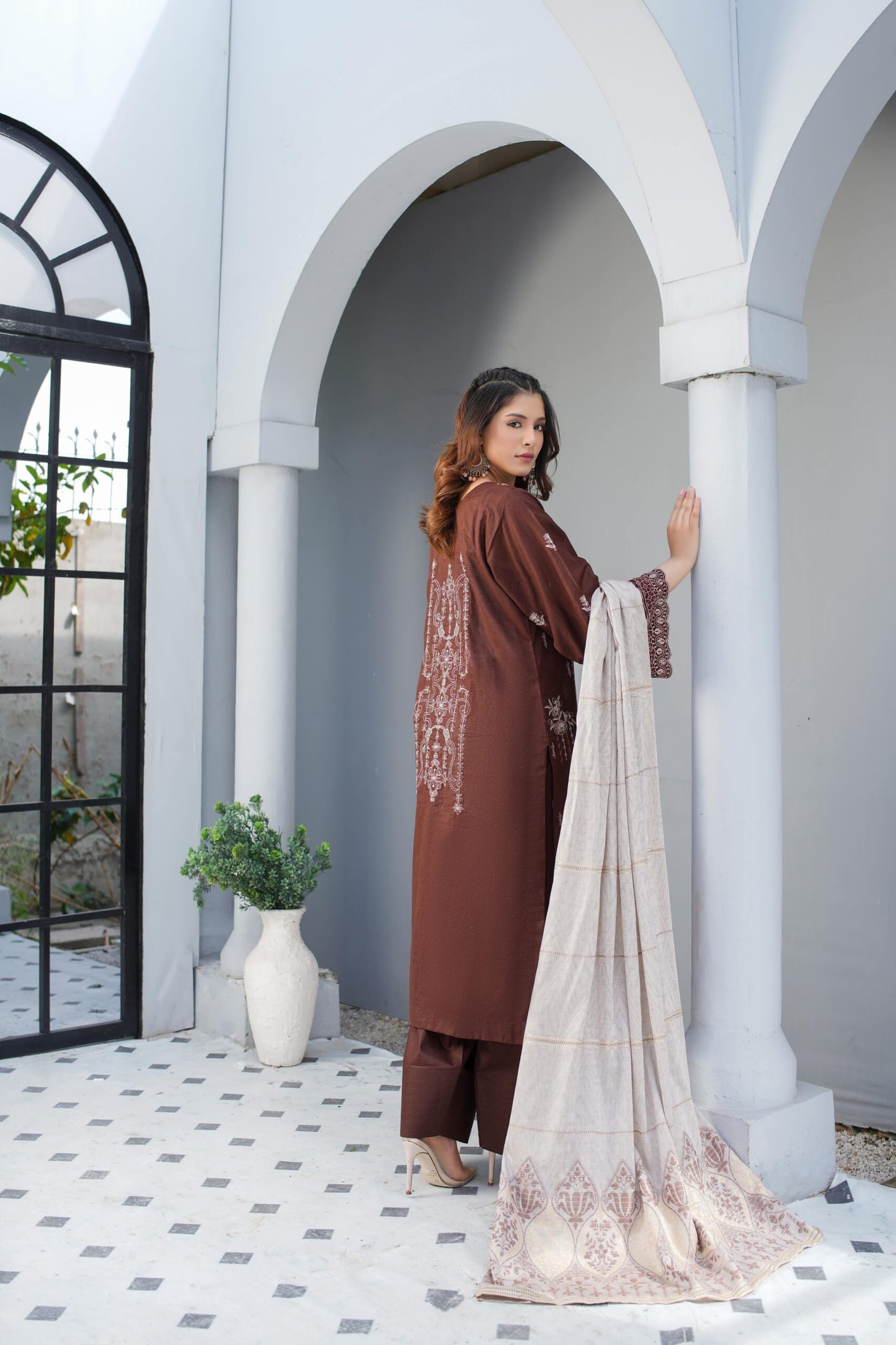 Manizay Meray Naina M-06