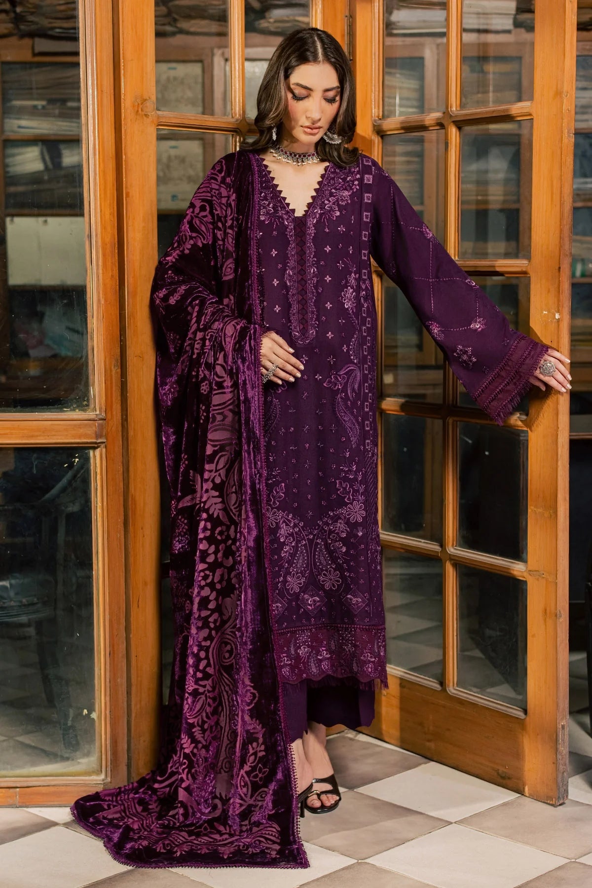 NUREH EXCLUSIVE LUXURY NE-284