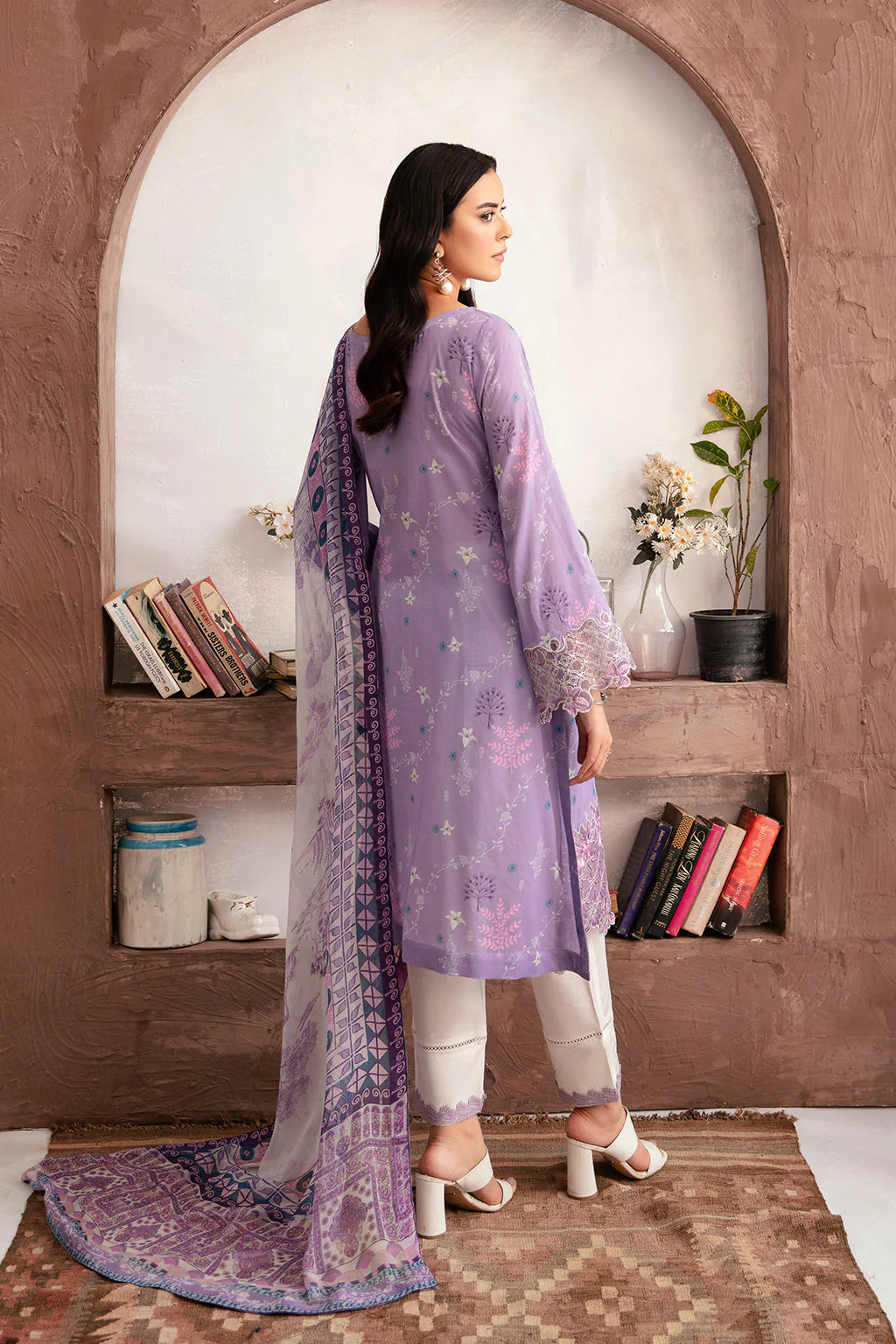 Ramsha Rangrez N-708