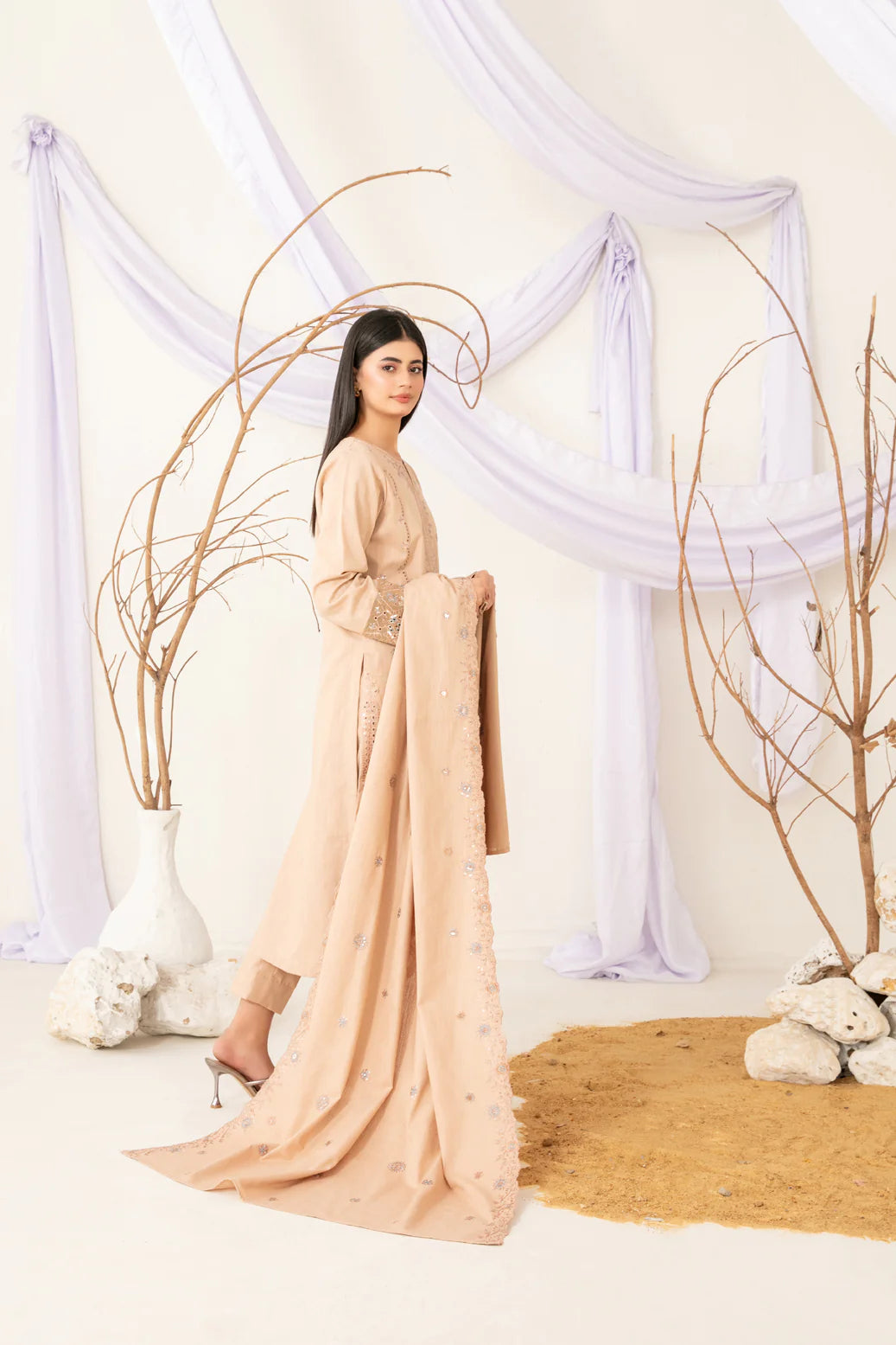 TAWAKKAL Naira D-5209