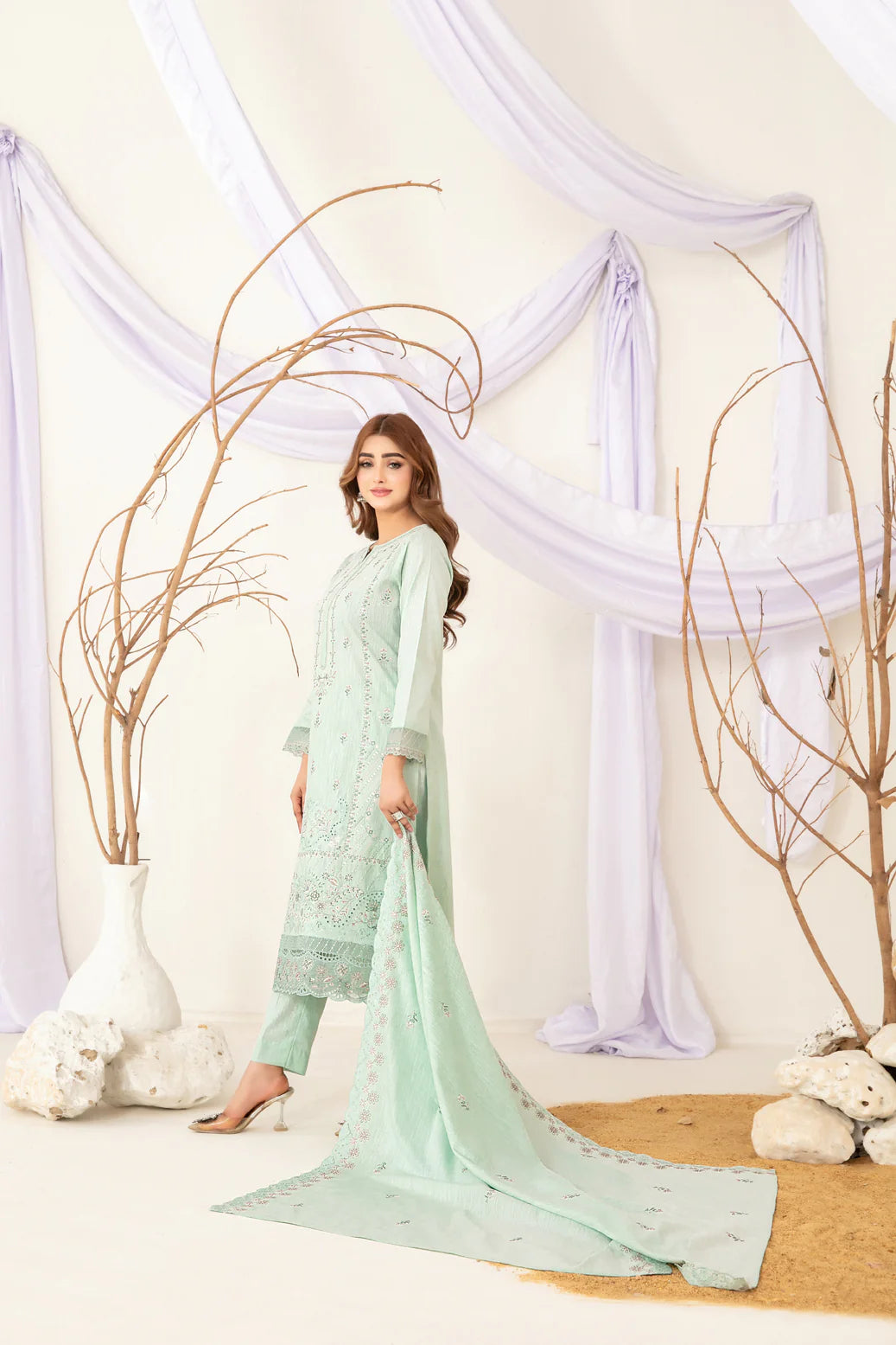 TAWAKKAL Naira D-5210