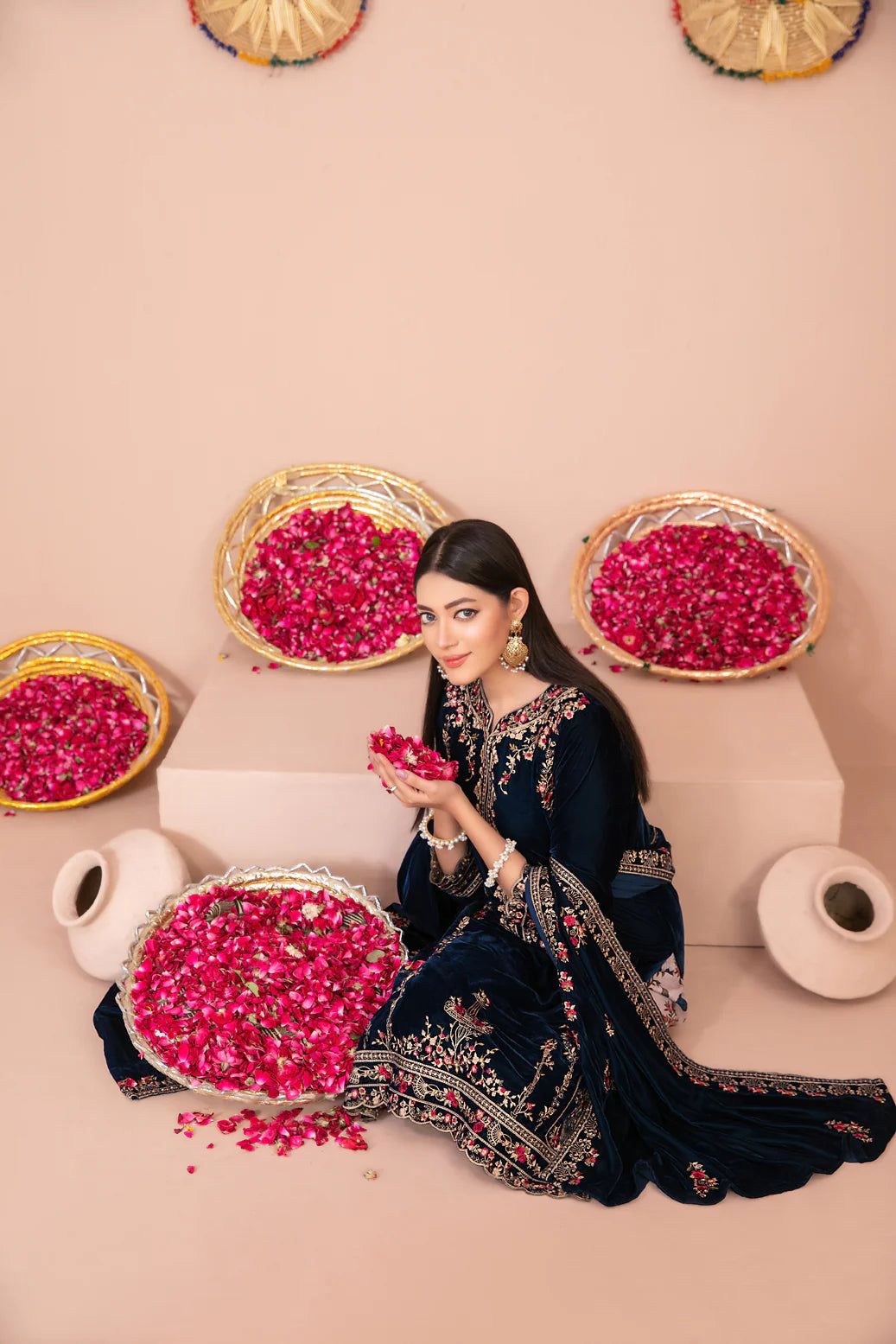 TAWAKKAL Makhmali D-5328