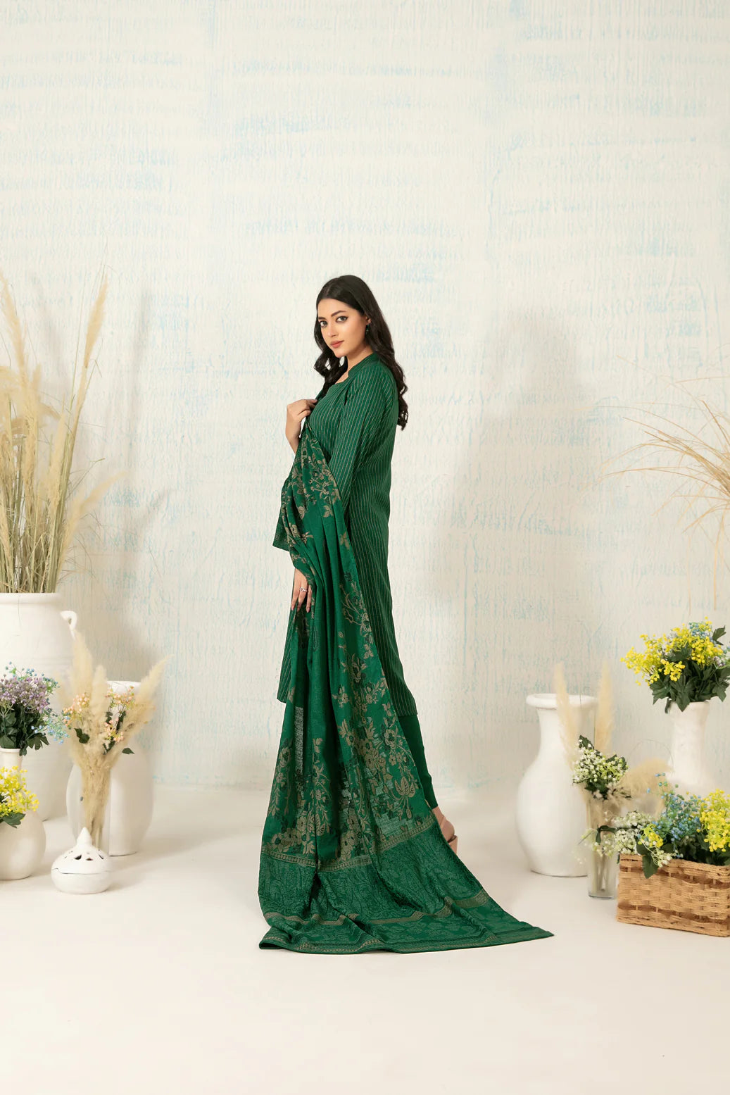 TAWAKKAL Sareen D-5547