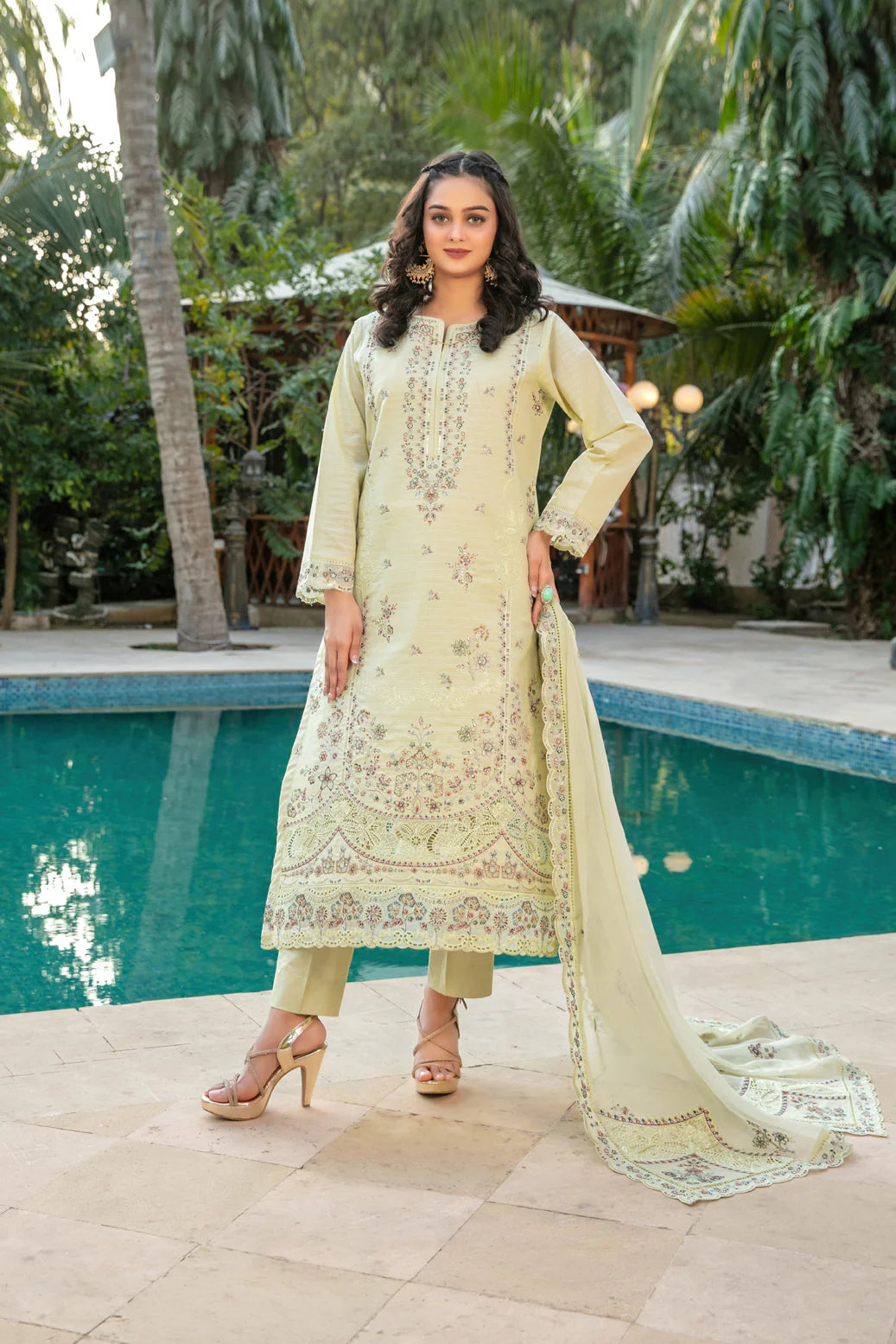 TAWAKKAL NAYIRI D-2761