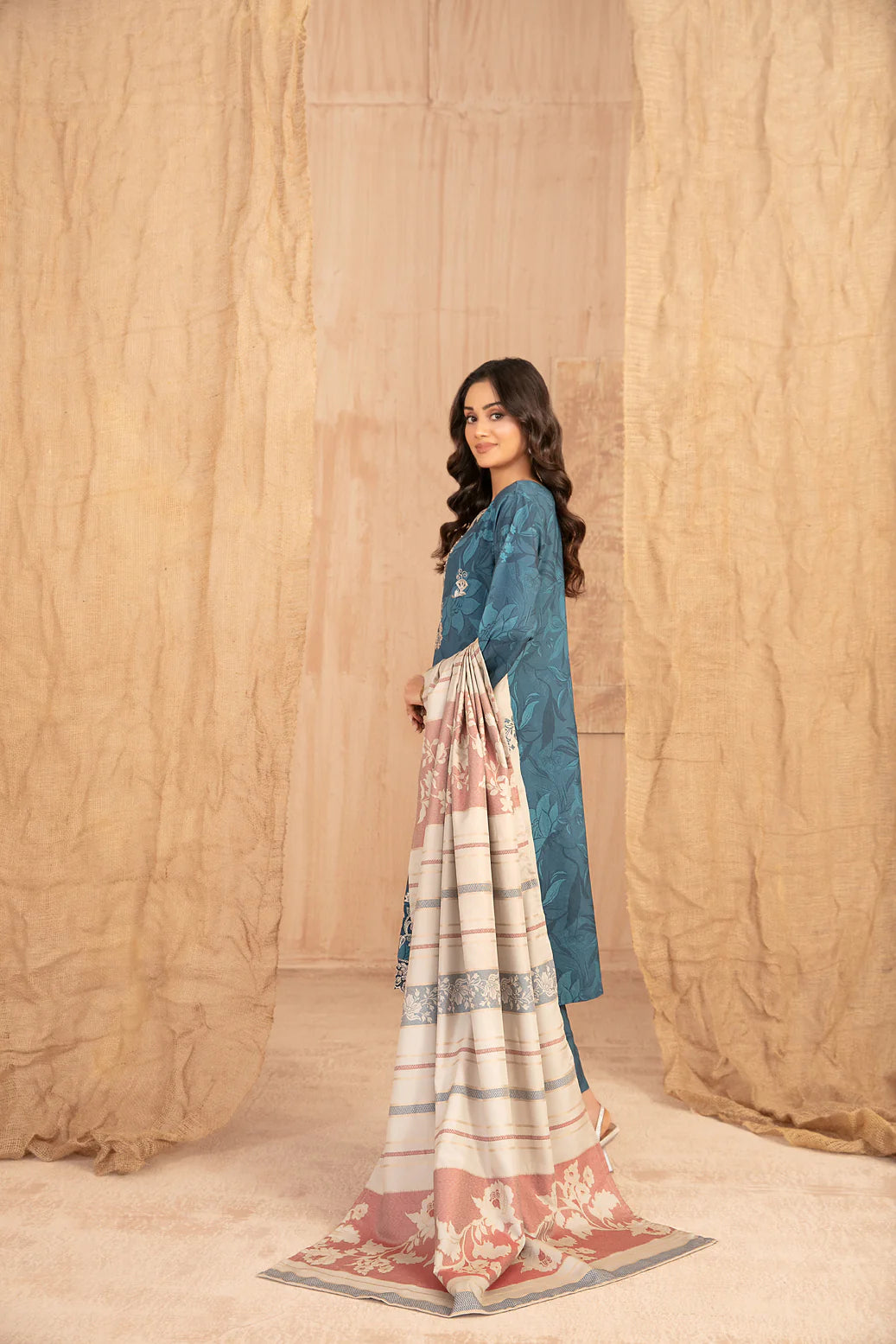 TAWAKKAL Cassa D-5402