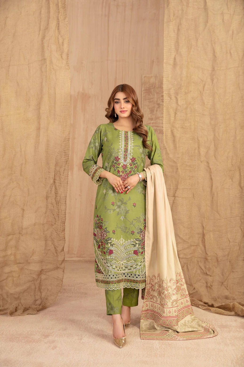 TAWAKKAL Cassa D-5400