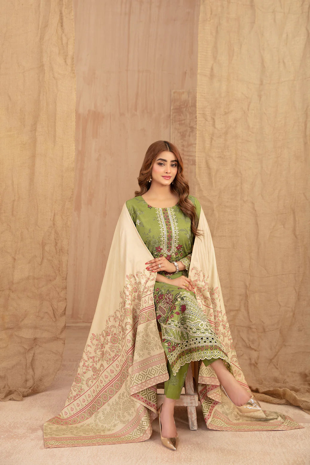 TAWAKKAL Cassa D-5400