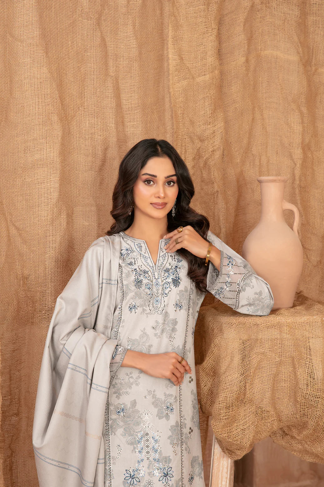 TAWAKKAL Cassa D-5399