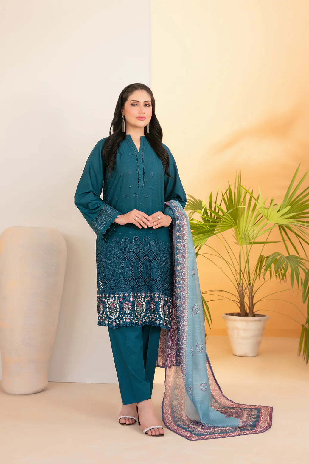 TAWAKKAL Dinara D-2284