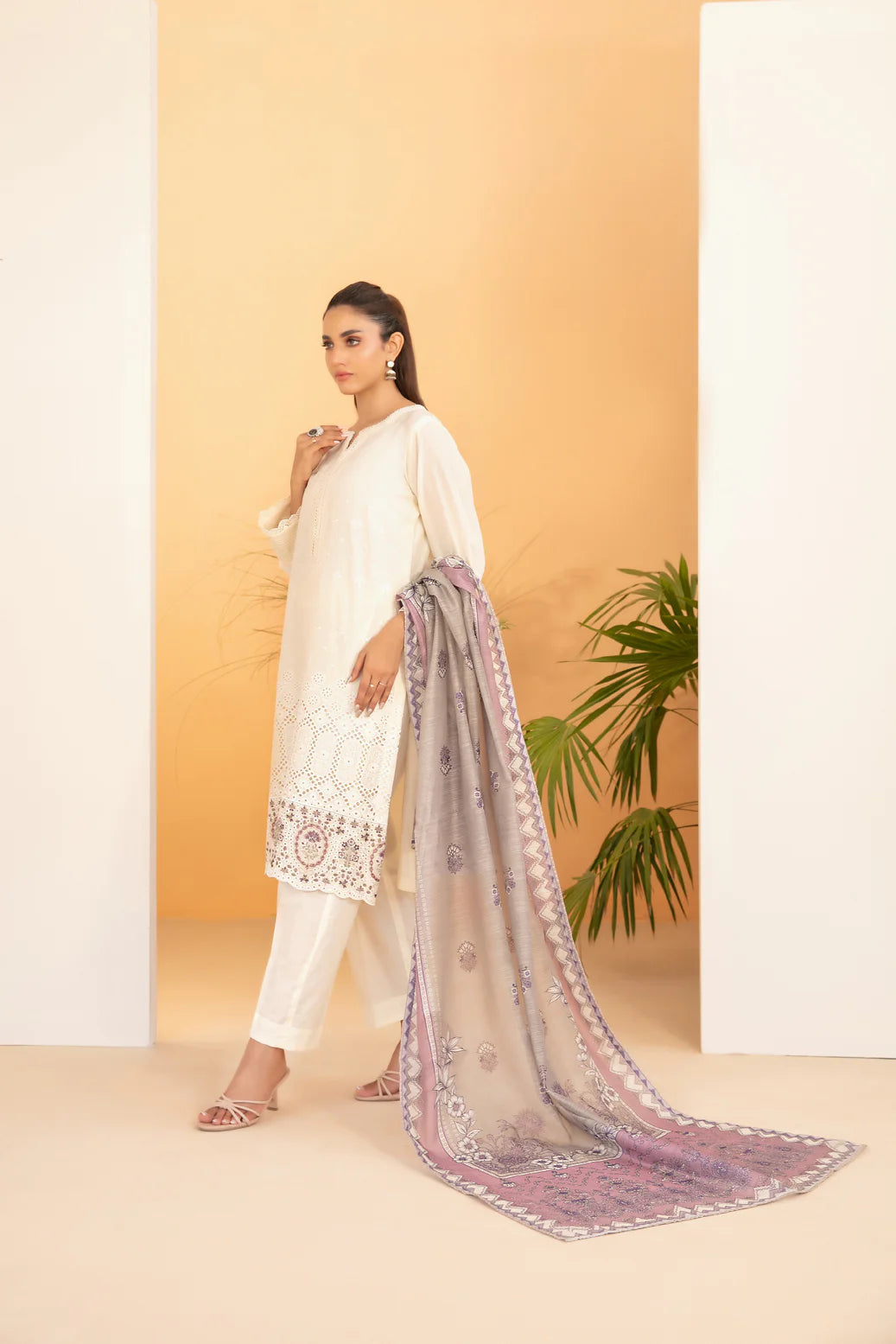 TAWAKKAL Dinara D-2291