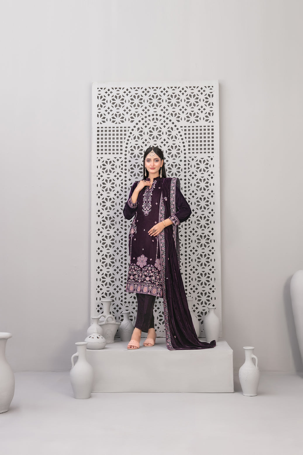 TAWAKKAL  D-4928 - Velvora Velvet