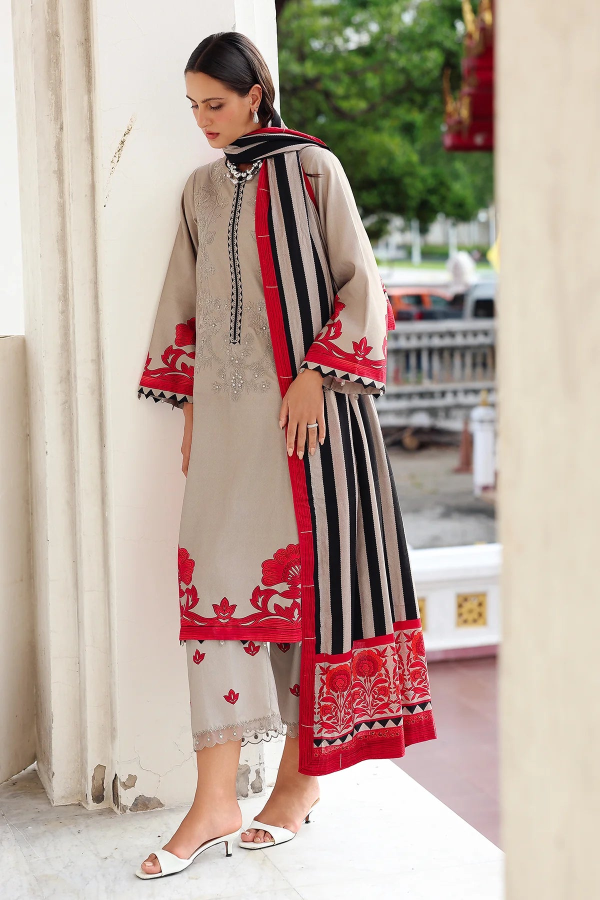 CHARIZMA Aniq Vol-01 2025 Fall Winter 3-PC Unstitched Embroidered Linen Collection ANW6-08