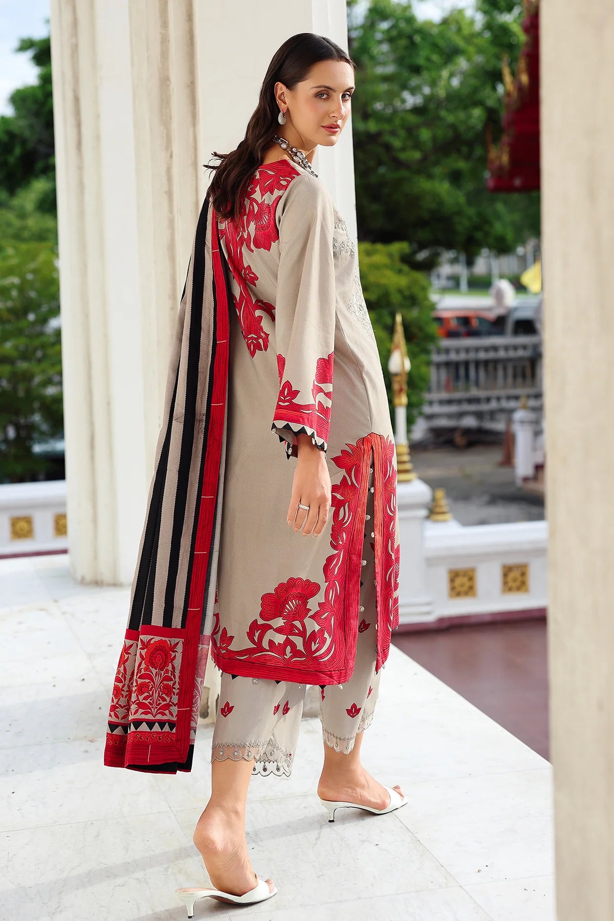 CHARIZMA Aniq Vol-01 2025 Fall Winter 3-PC Unstitched Embroidered Linen Collection ANW6-08